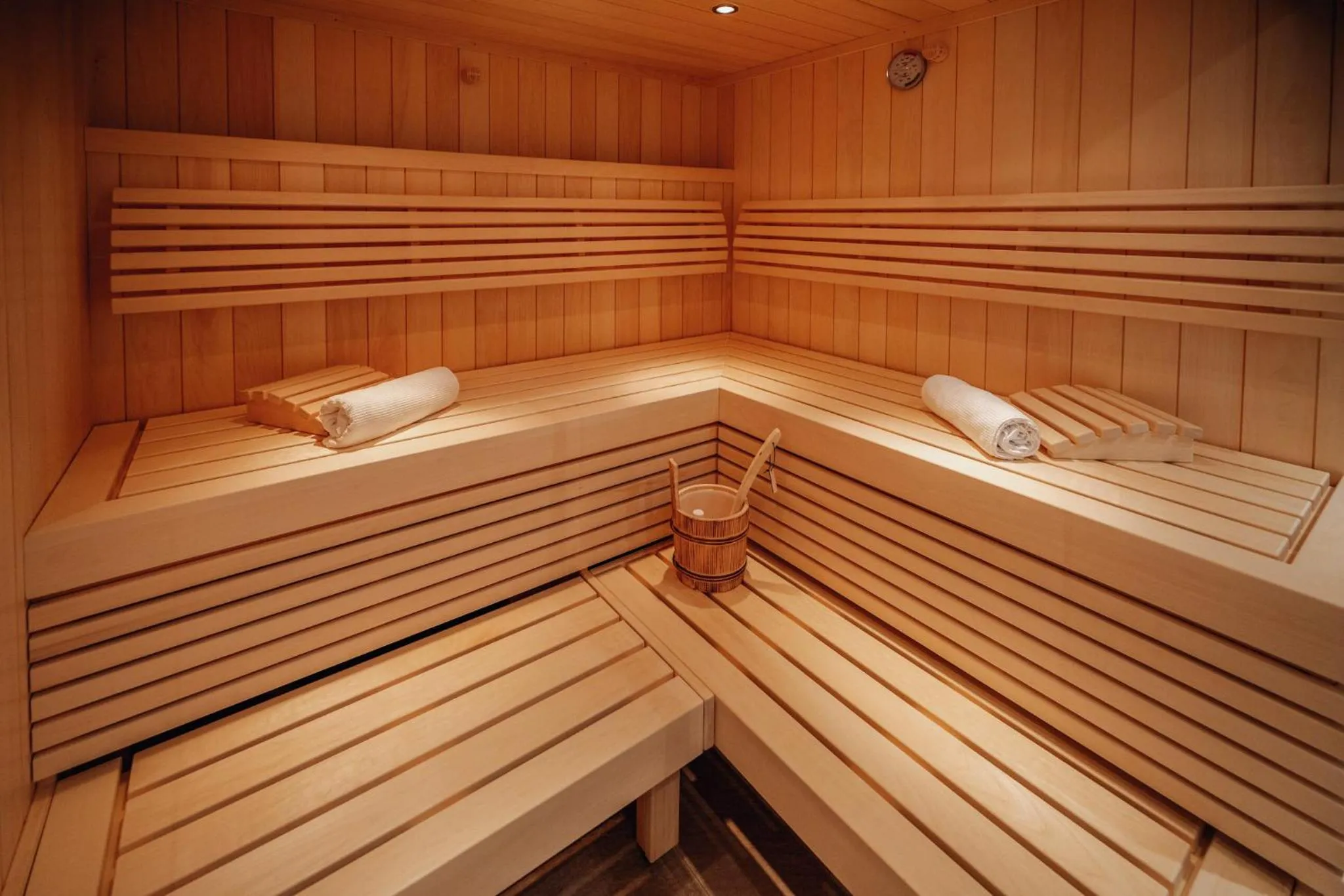 Photo of the whole room in Hotel Goldener Berg