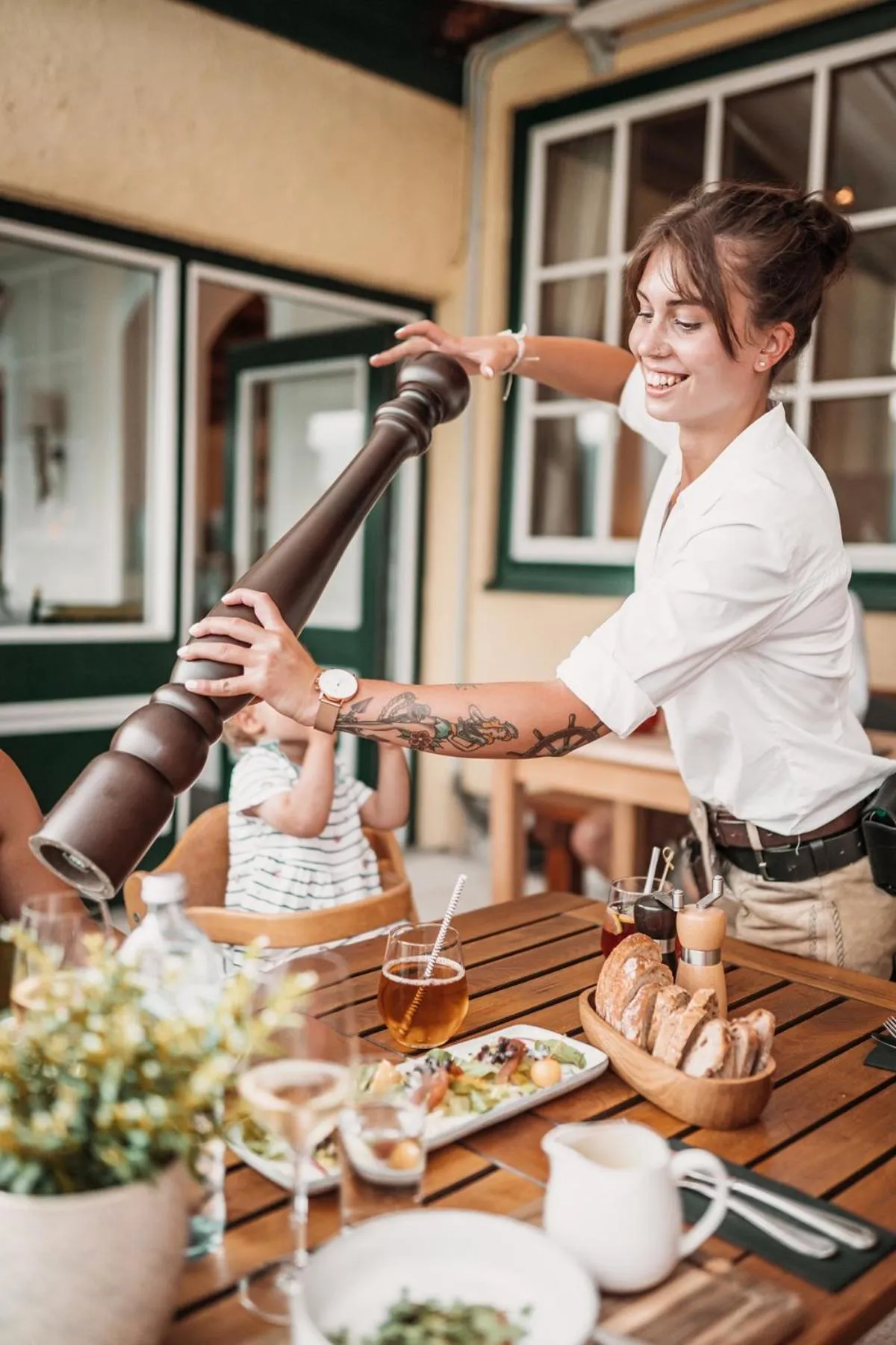 Restaurant/places to eat in Hotel Peter