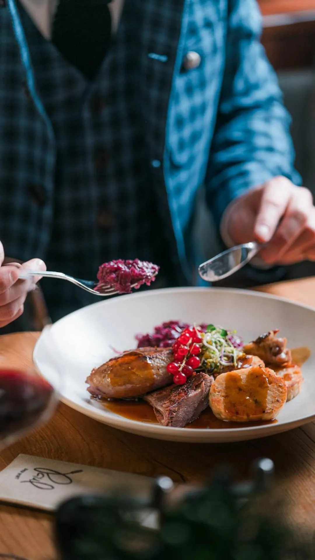 Restaurant/places to eat in Hotel Peter