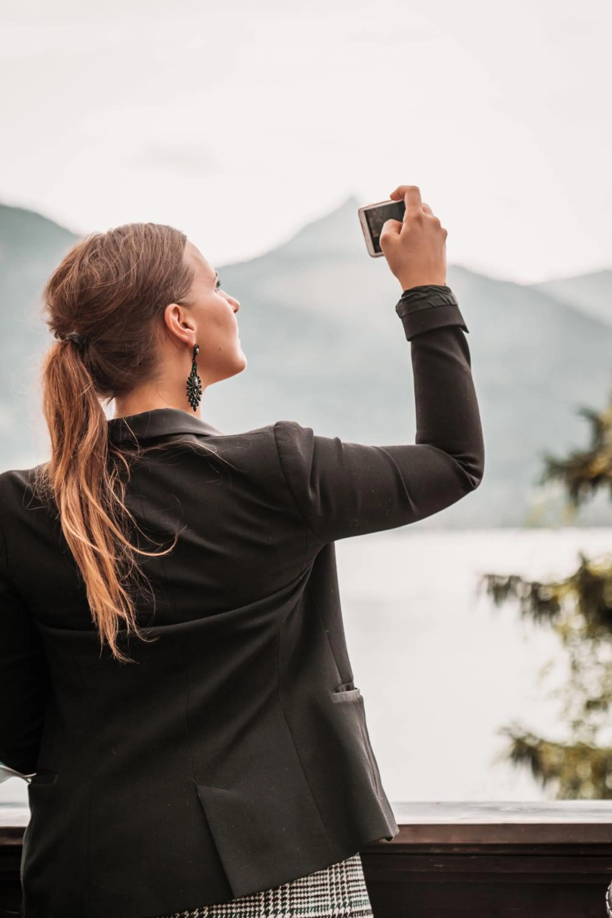 People in Hotel Peter