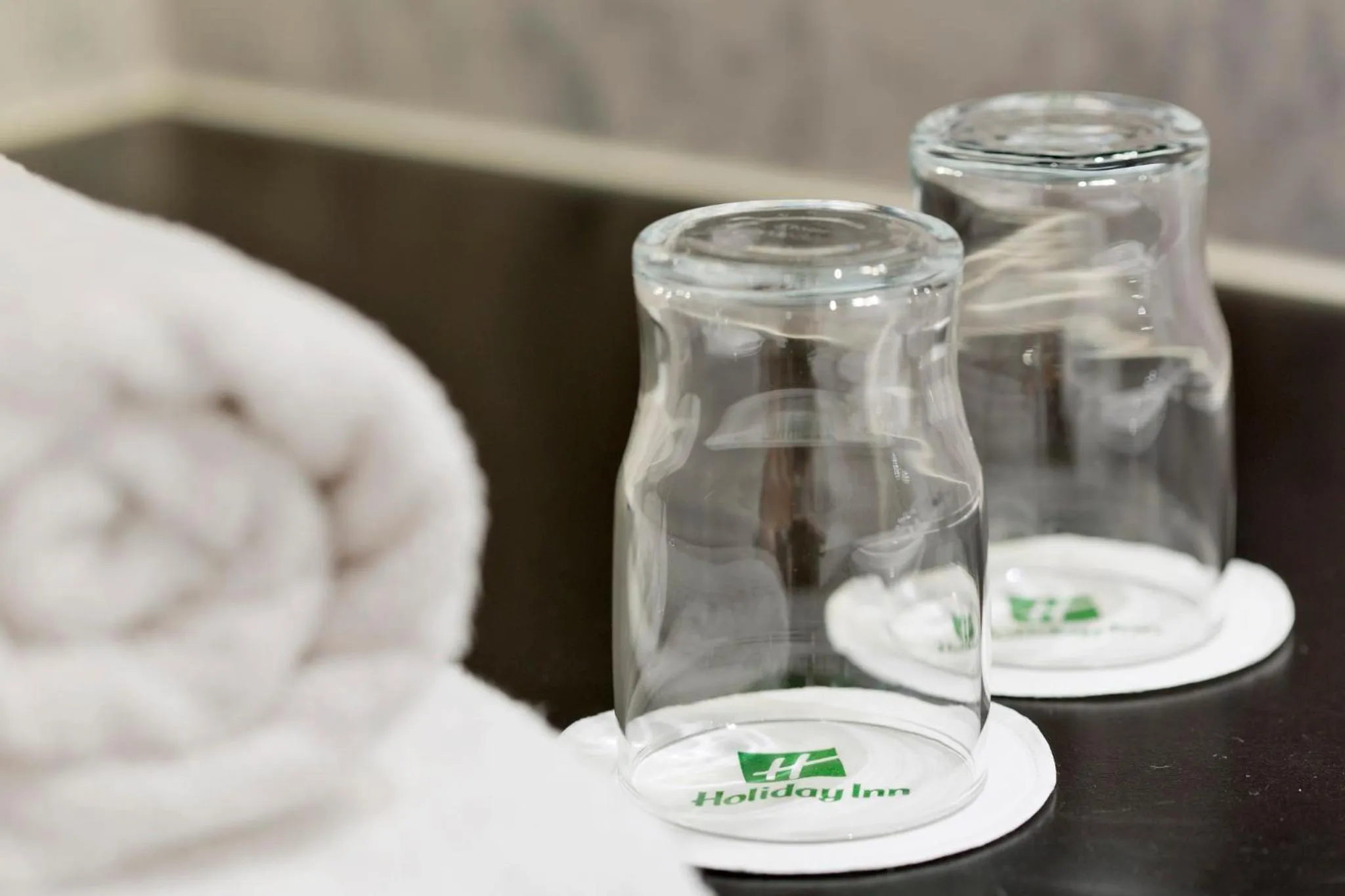 Bedroom in Holiday Inn Vienna City by IHG