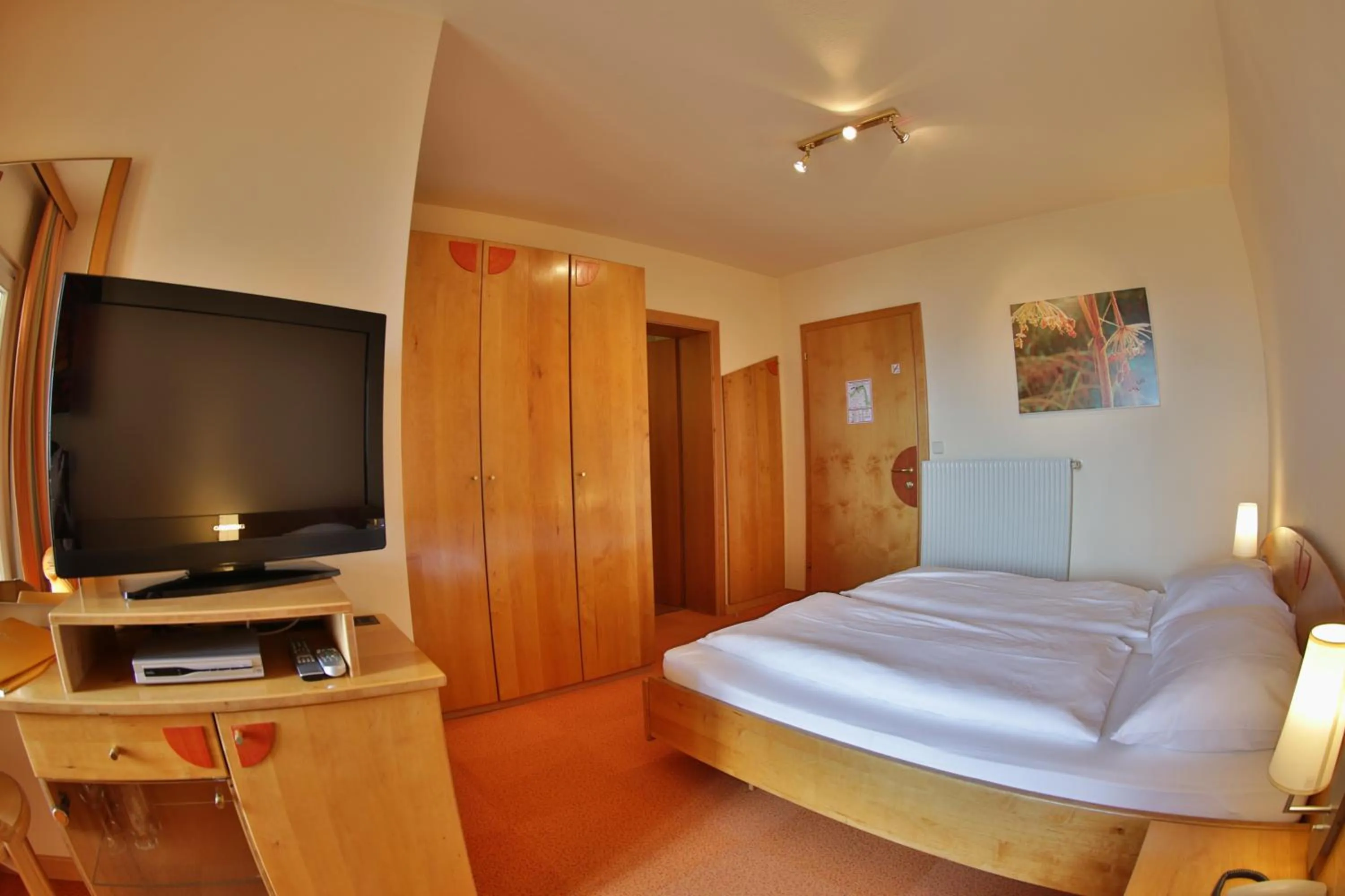 Photo of the whole room, Bed in Hotel Restaurant Marko