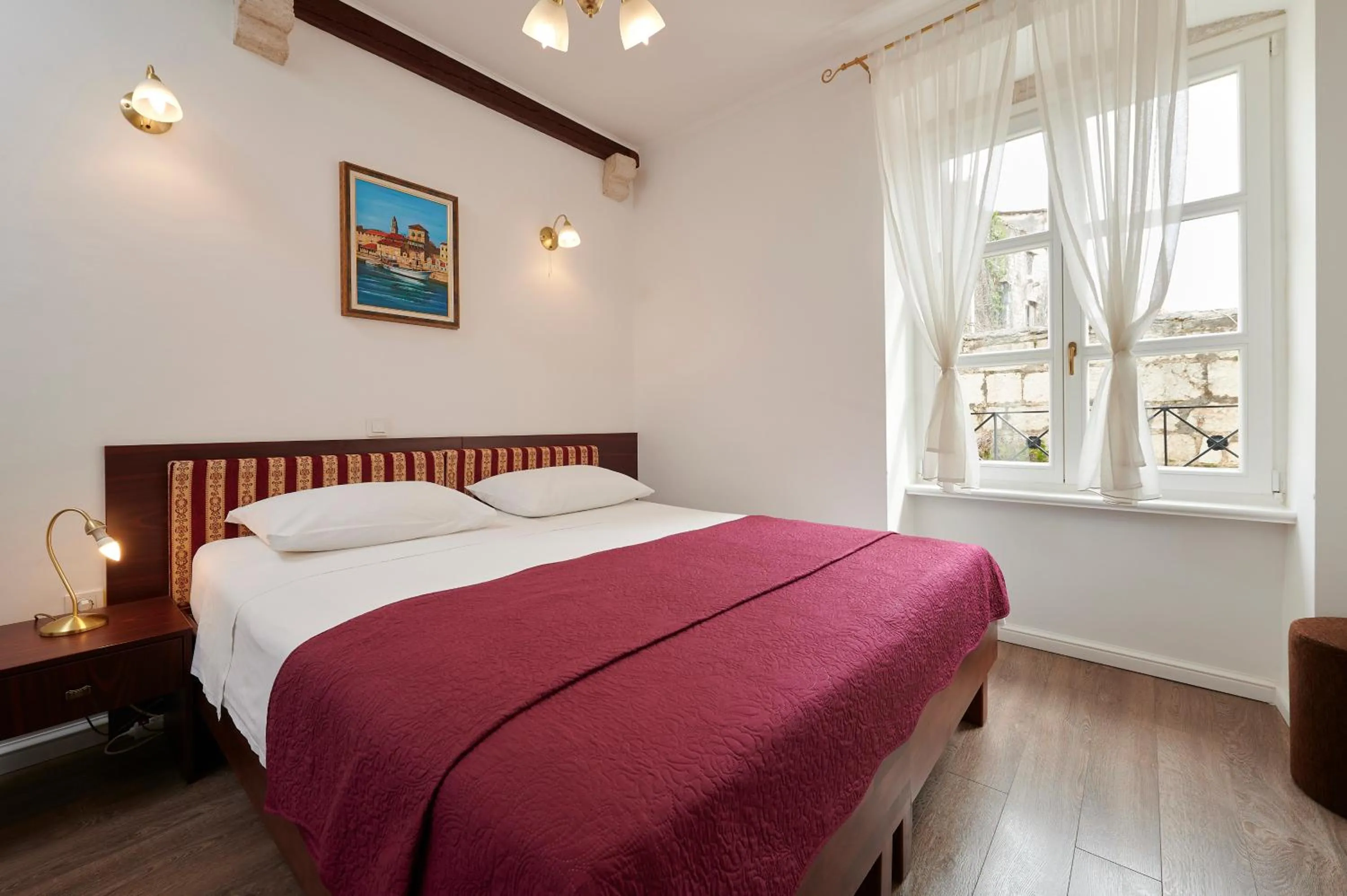 Bed in Palace Central Square