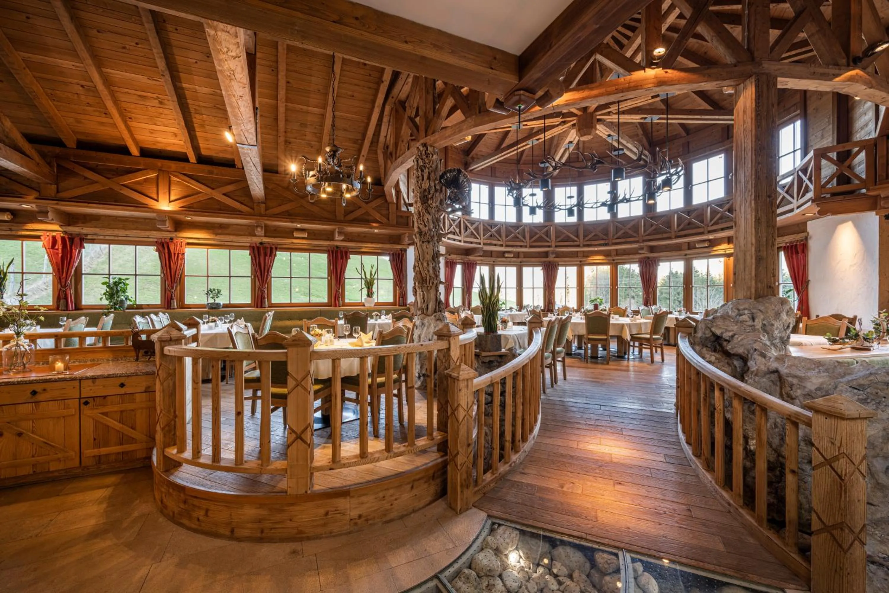 Restaurant/places to eat in Gasthof Kleefeld