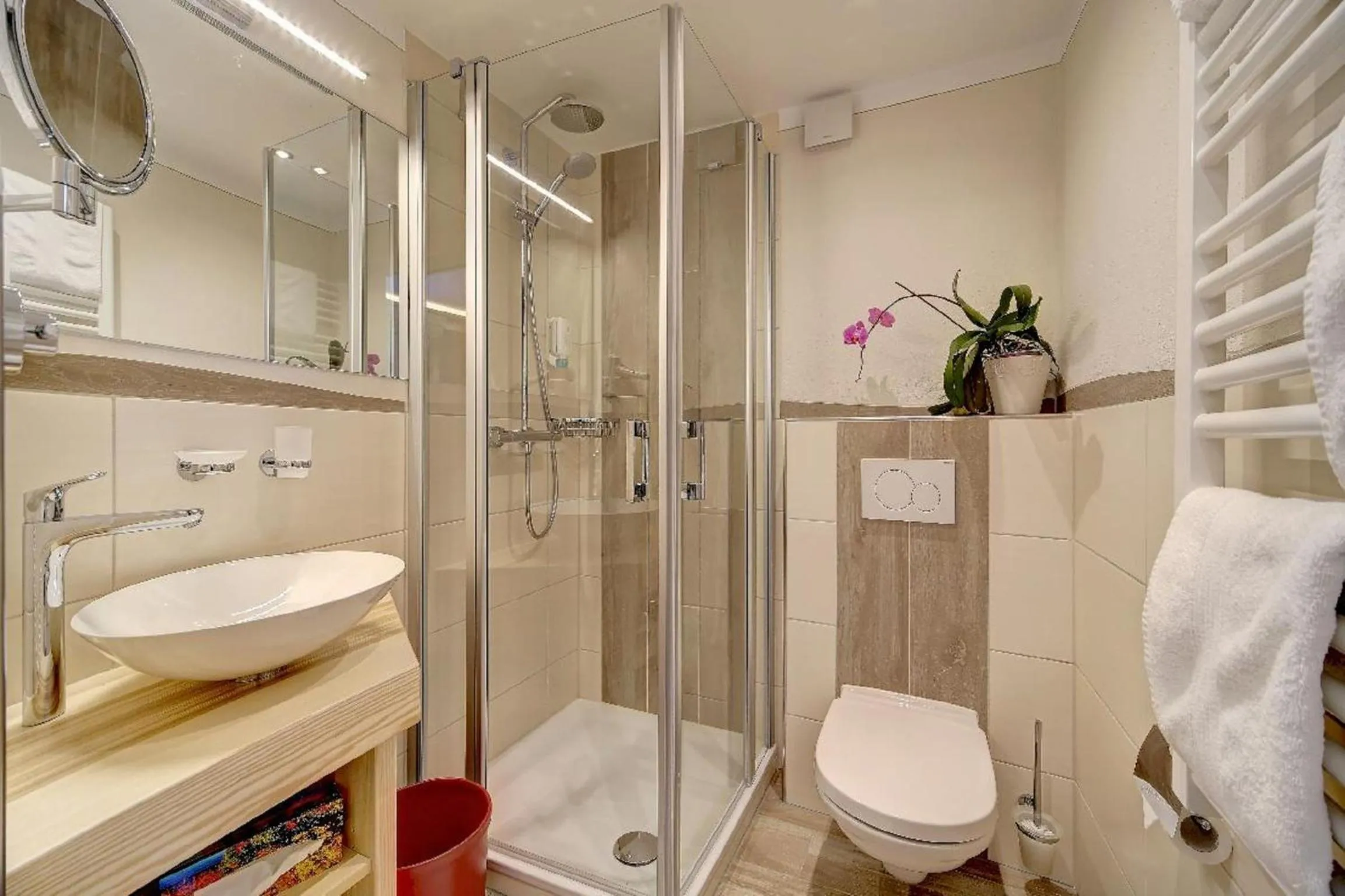 Bathroom in Hotel Hirschenstein