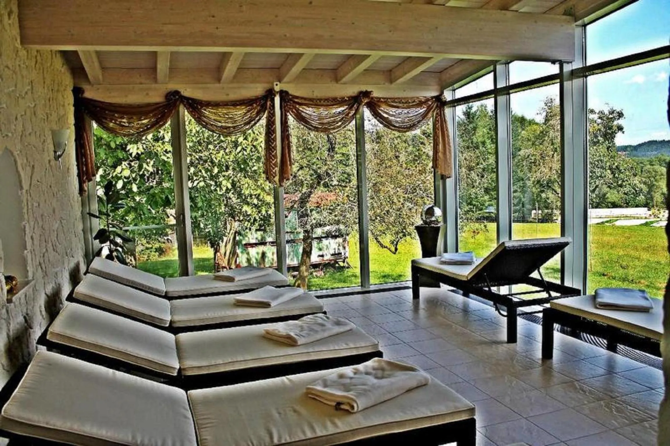 Spa and wellness centre/facilities in Hotel Hirschenstein