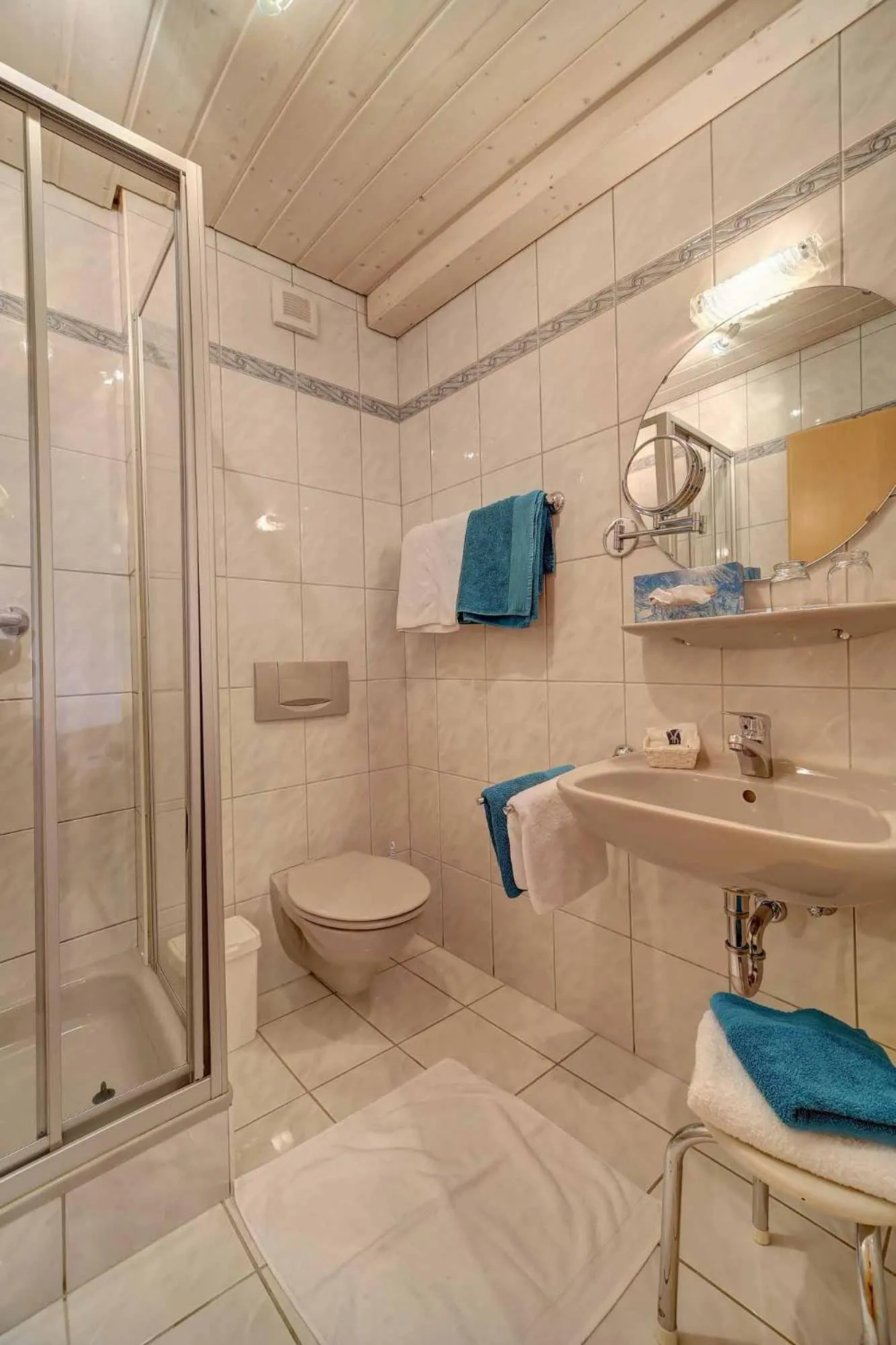 Bathroom in Hotel Hirschenstein