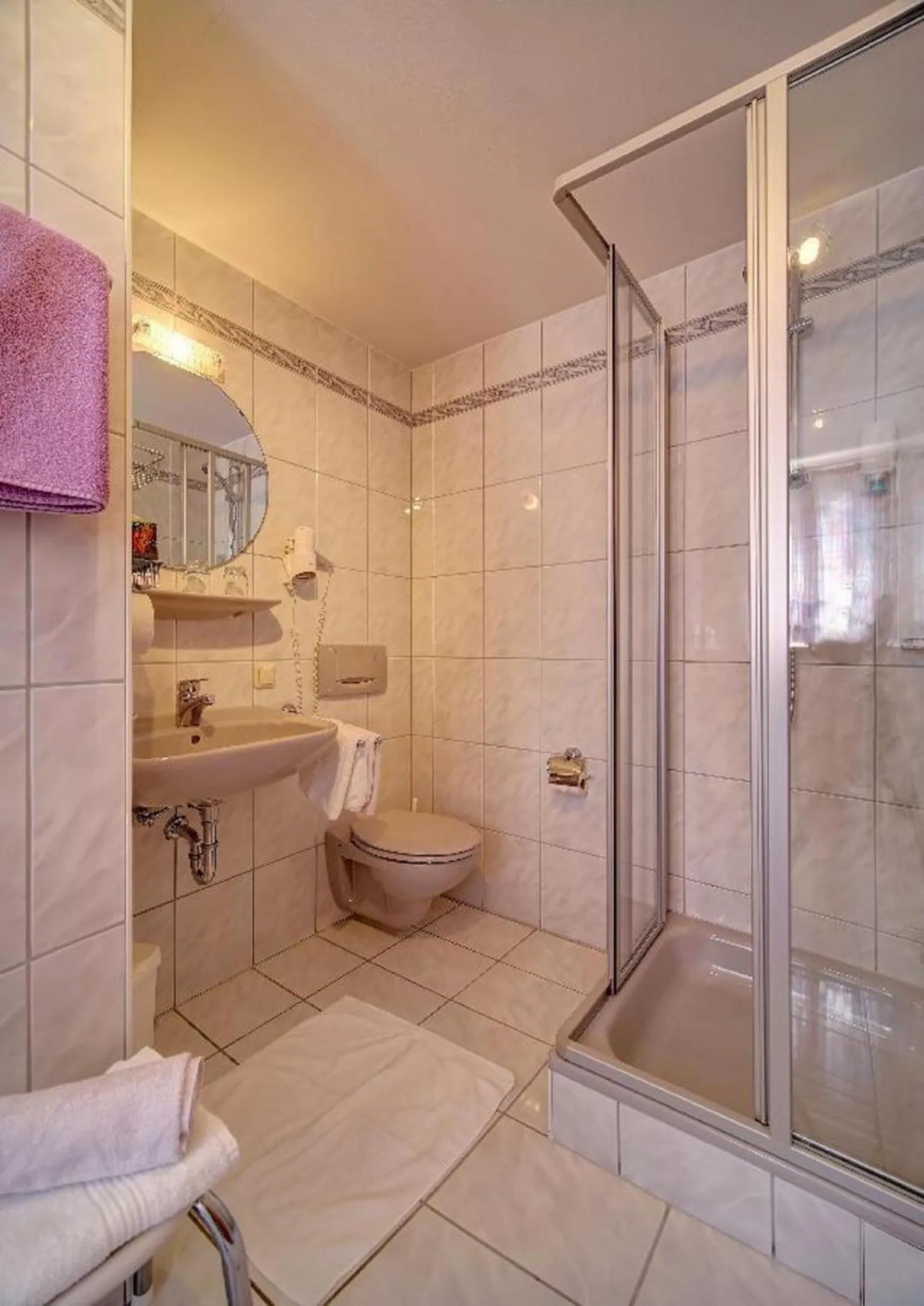 Bathroom in Hotel Hirschenstein