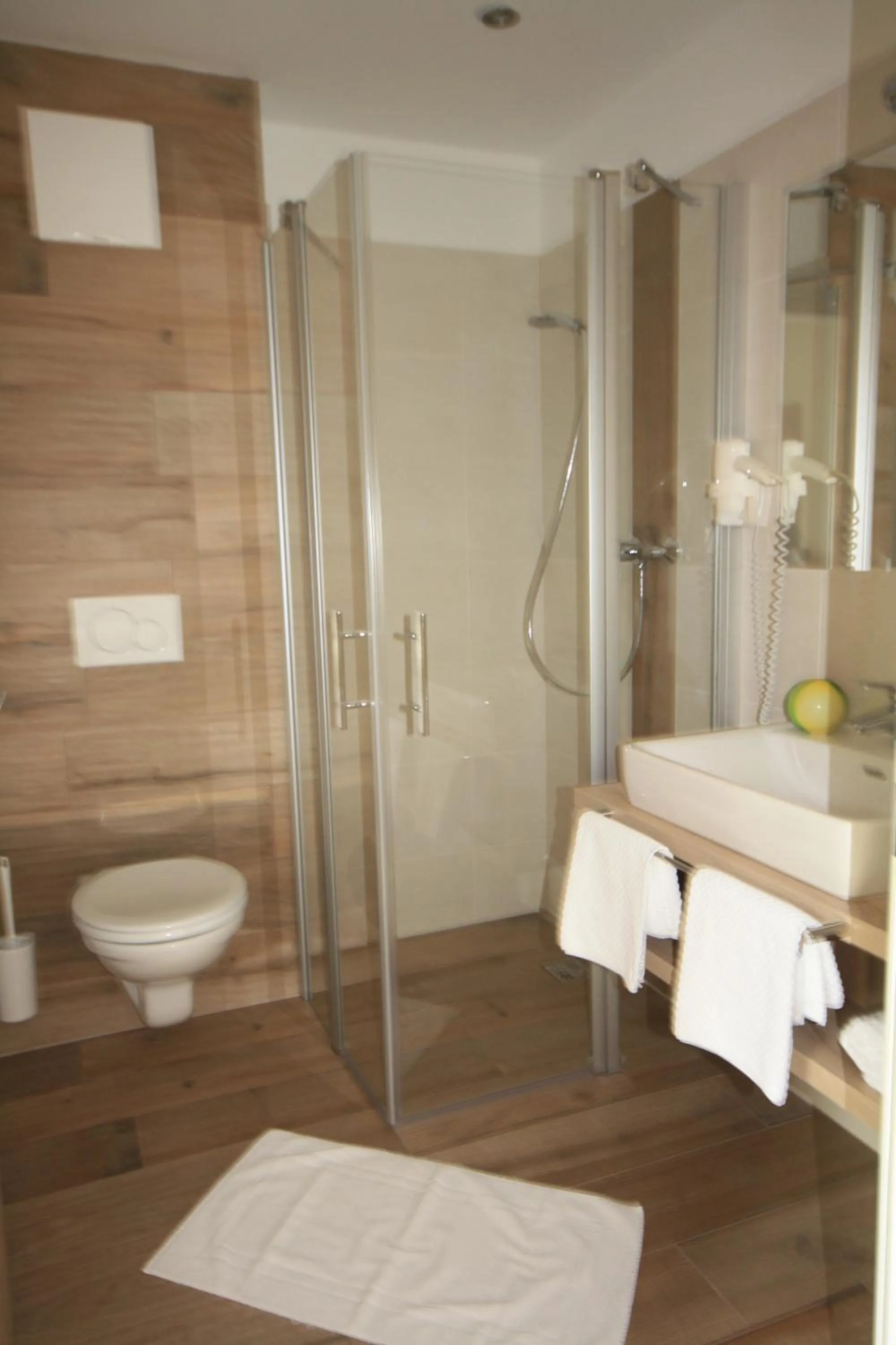 Bathroom in Hotel Aberseehof