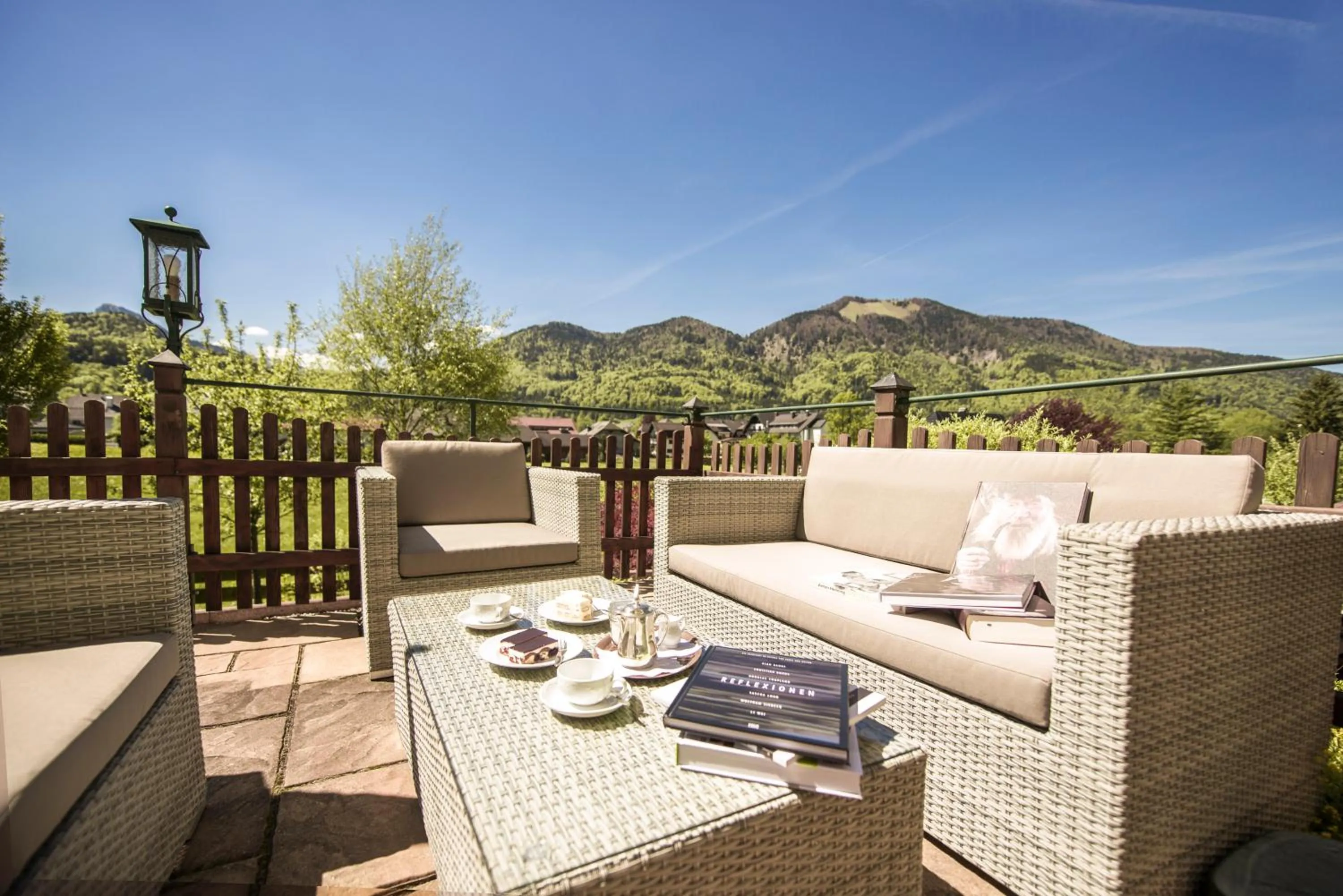 Garden in Garni Haus Sonnleitn - Adults only