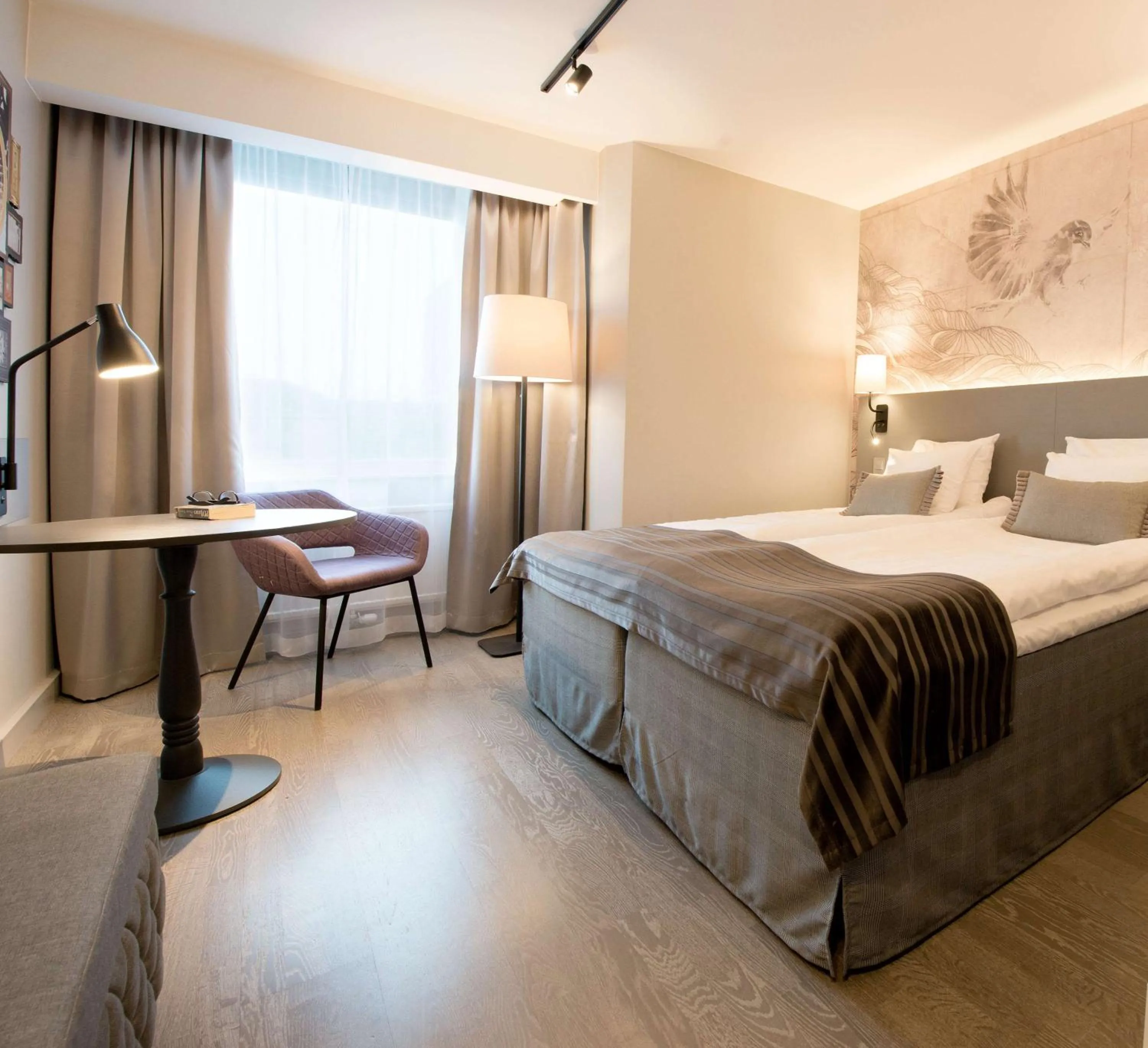 Bedroom, Bed in Scandic Crown