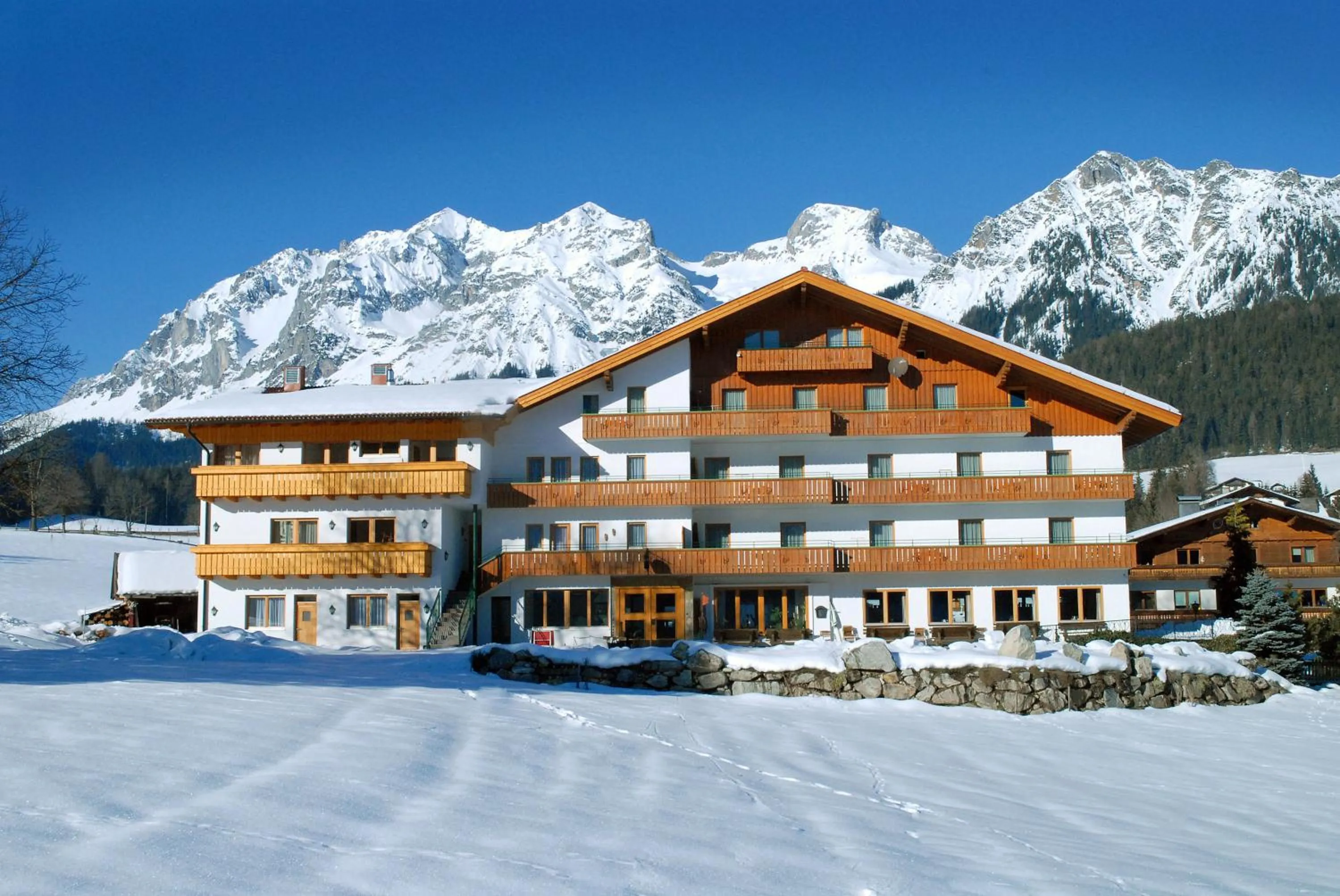 Facade/entrance in Landhotel Kielhuberhof