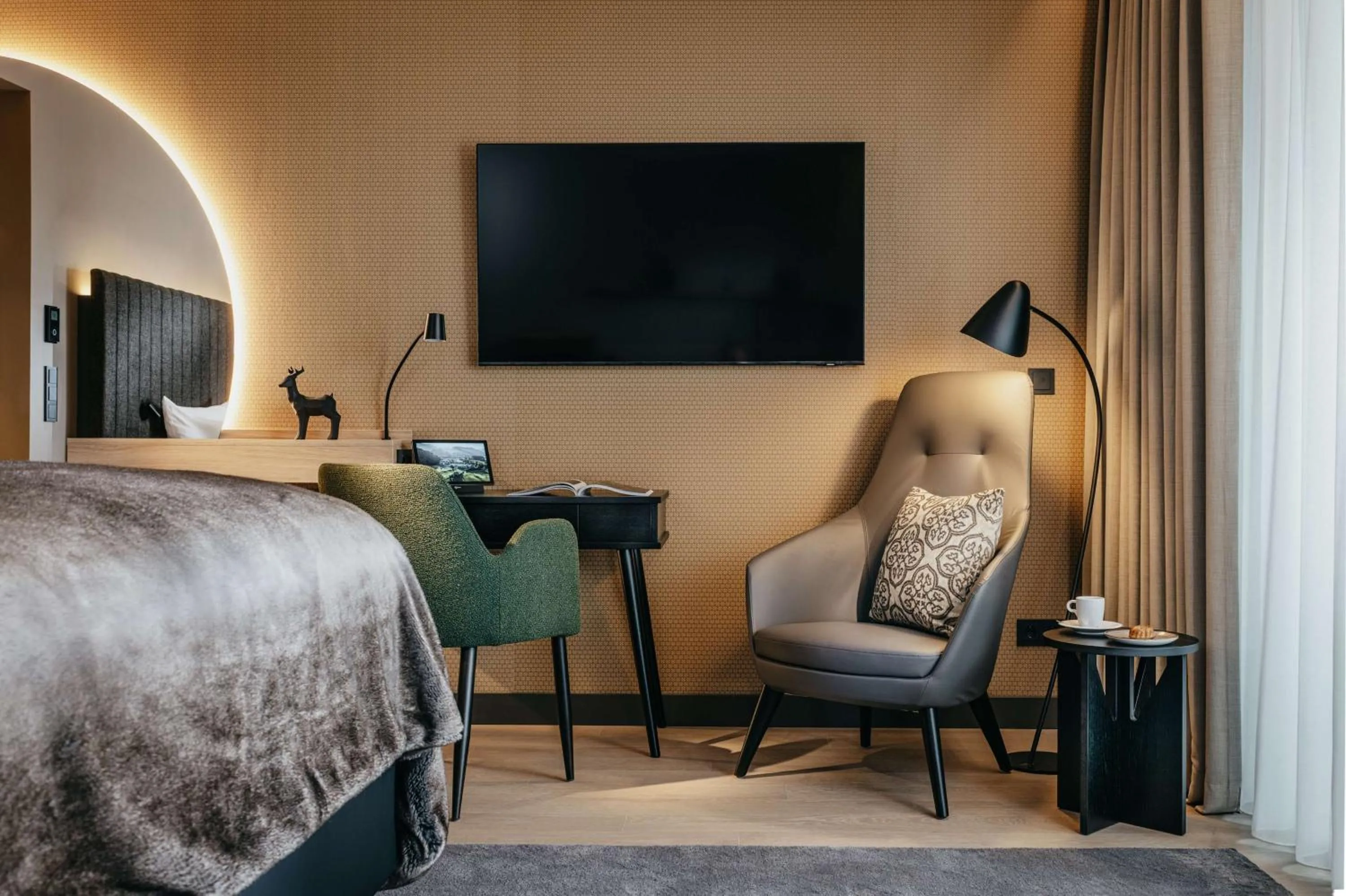 Bedroom, Bed in Grand Tirolia Kitzbühel - Member of Hommage Luxury Hotels Collection