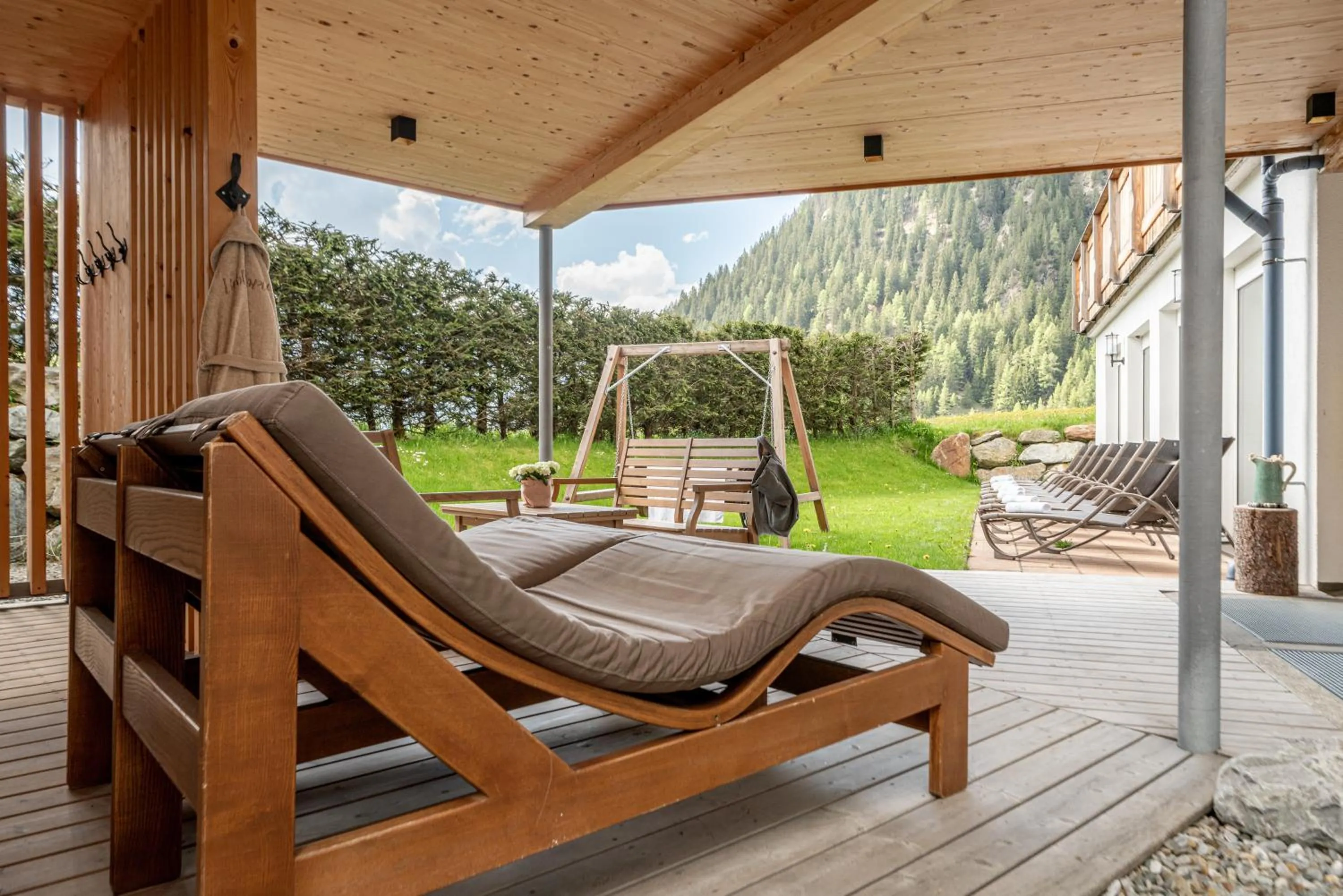 Garden in Hotel Falknerhof