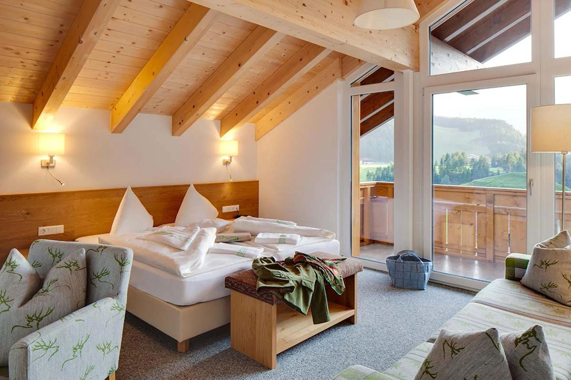 Bed in Hotel Falknerhof