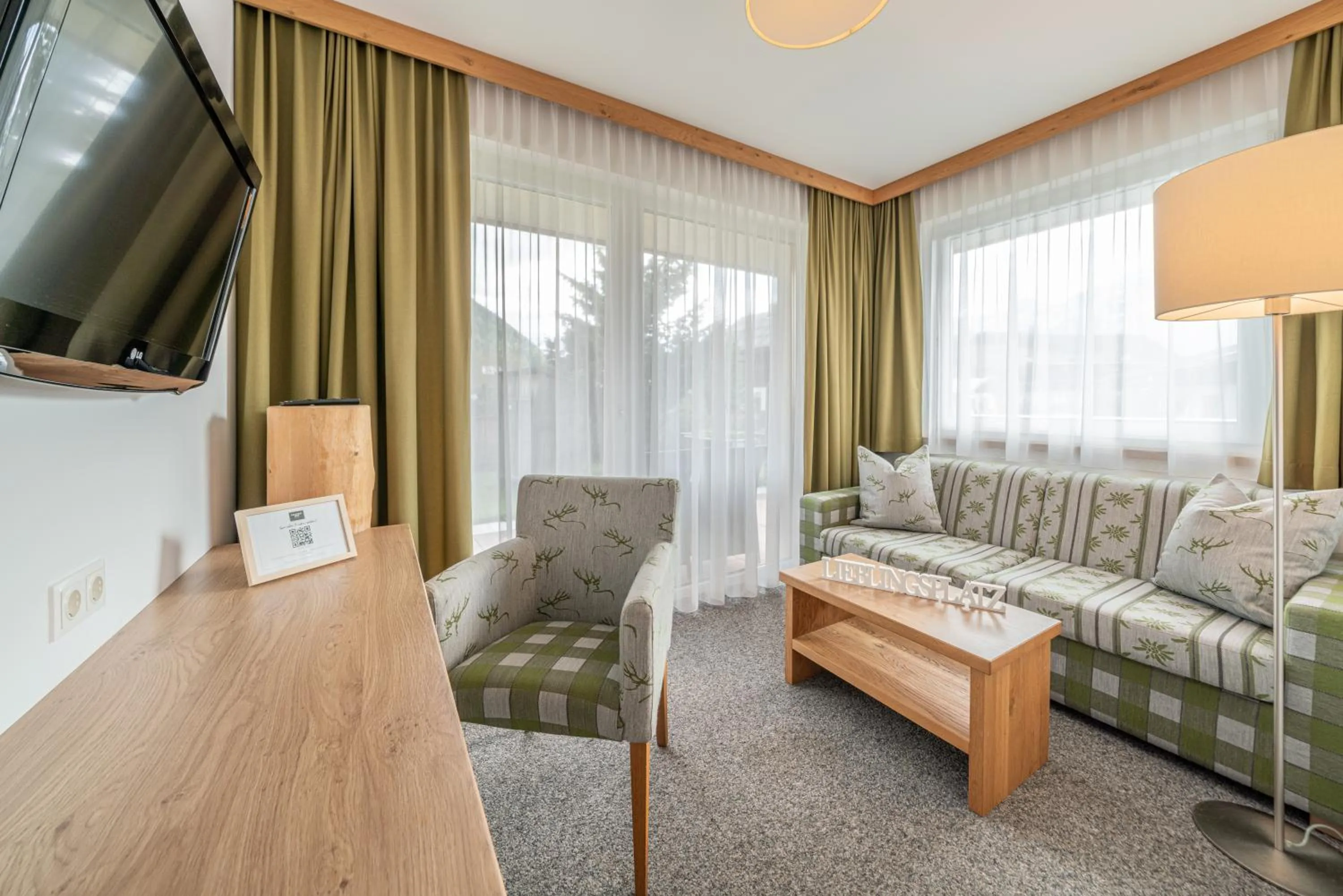 Photo of the whole room in Hotel Falknerhof