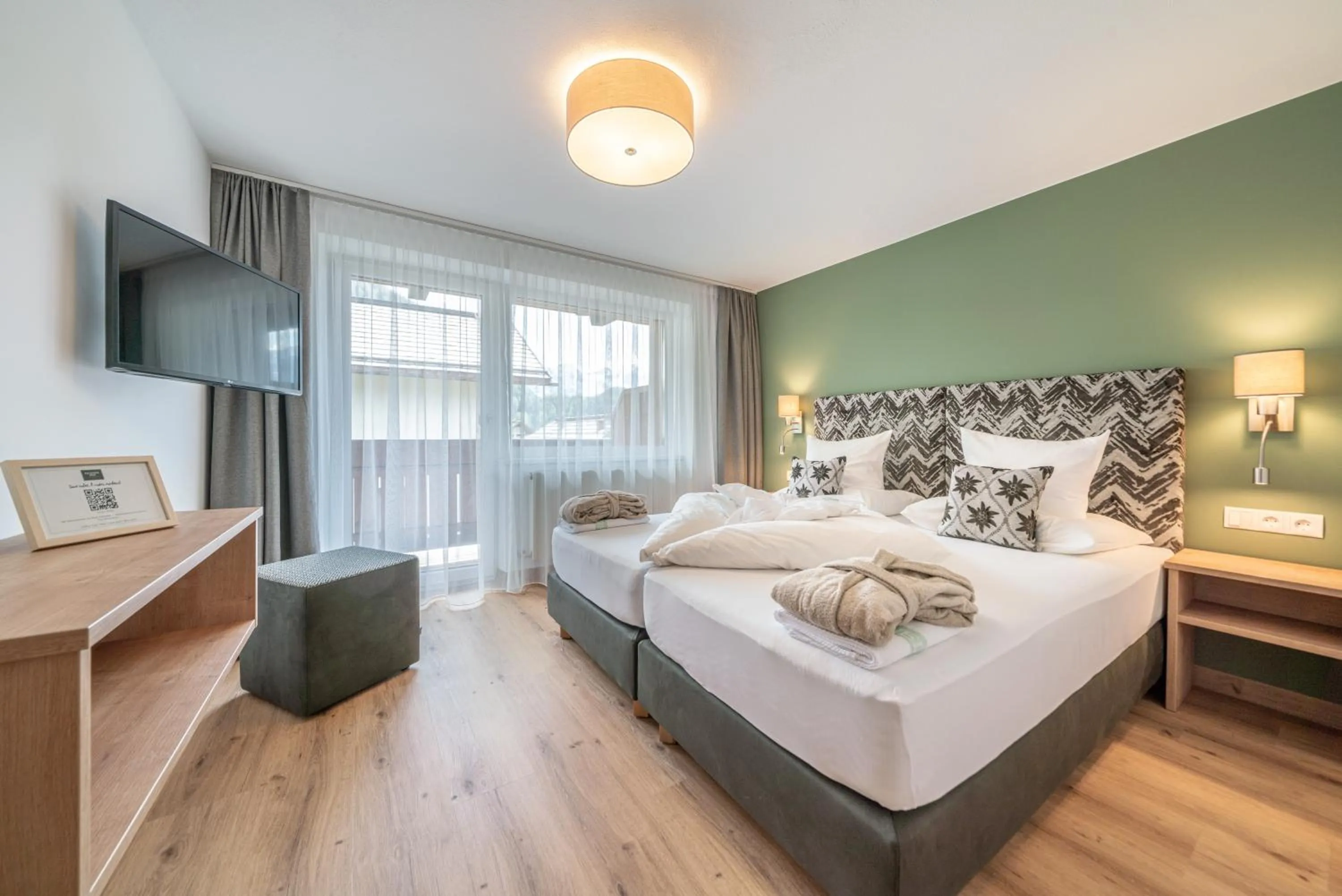 Photo of the whole room, Bed in Hotel Falknerhof