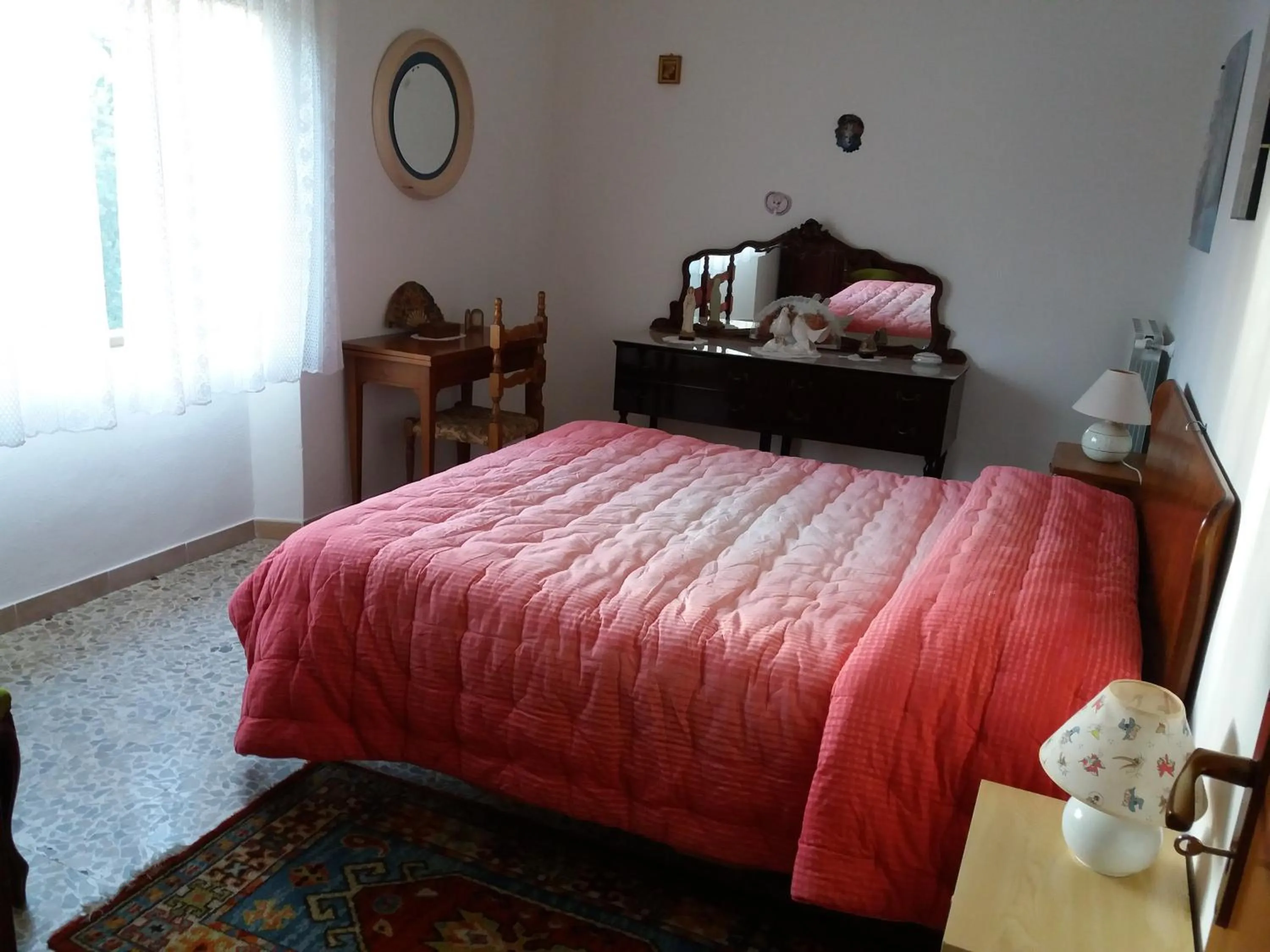 Photo of the whole room, Bed in Sa Nuche