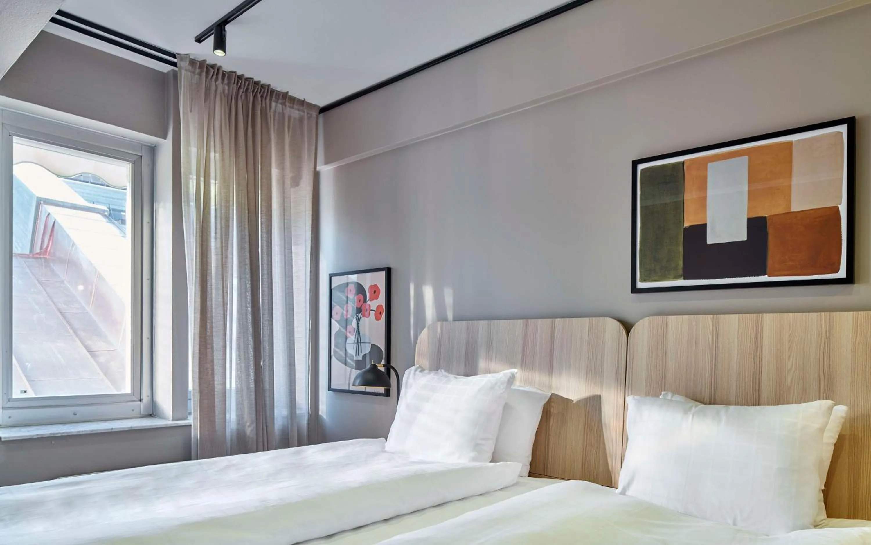 Bedroom, Bed in Scandic Wallin