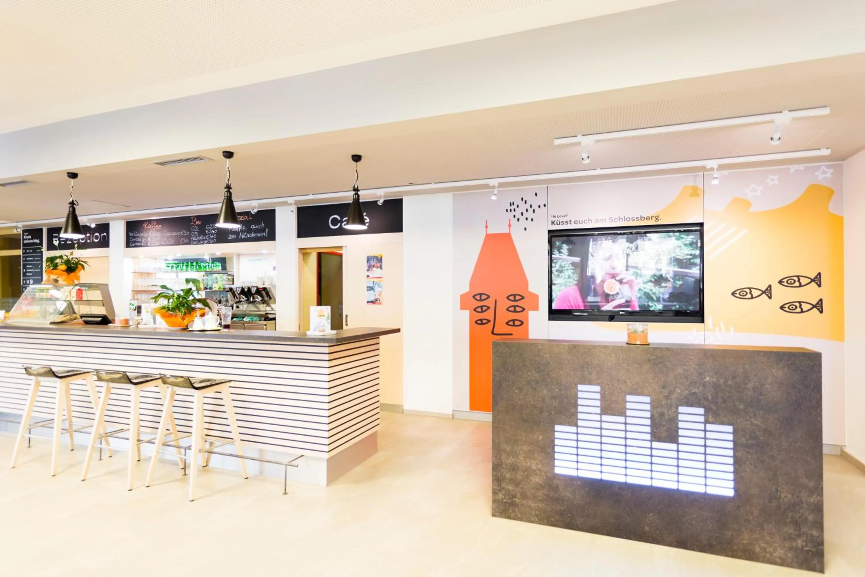 Lobby or reception in JUFA Hotel Graz City