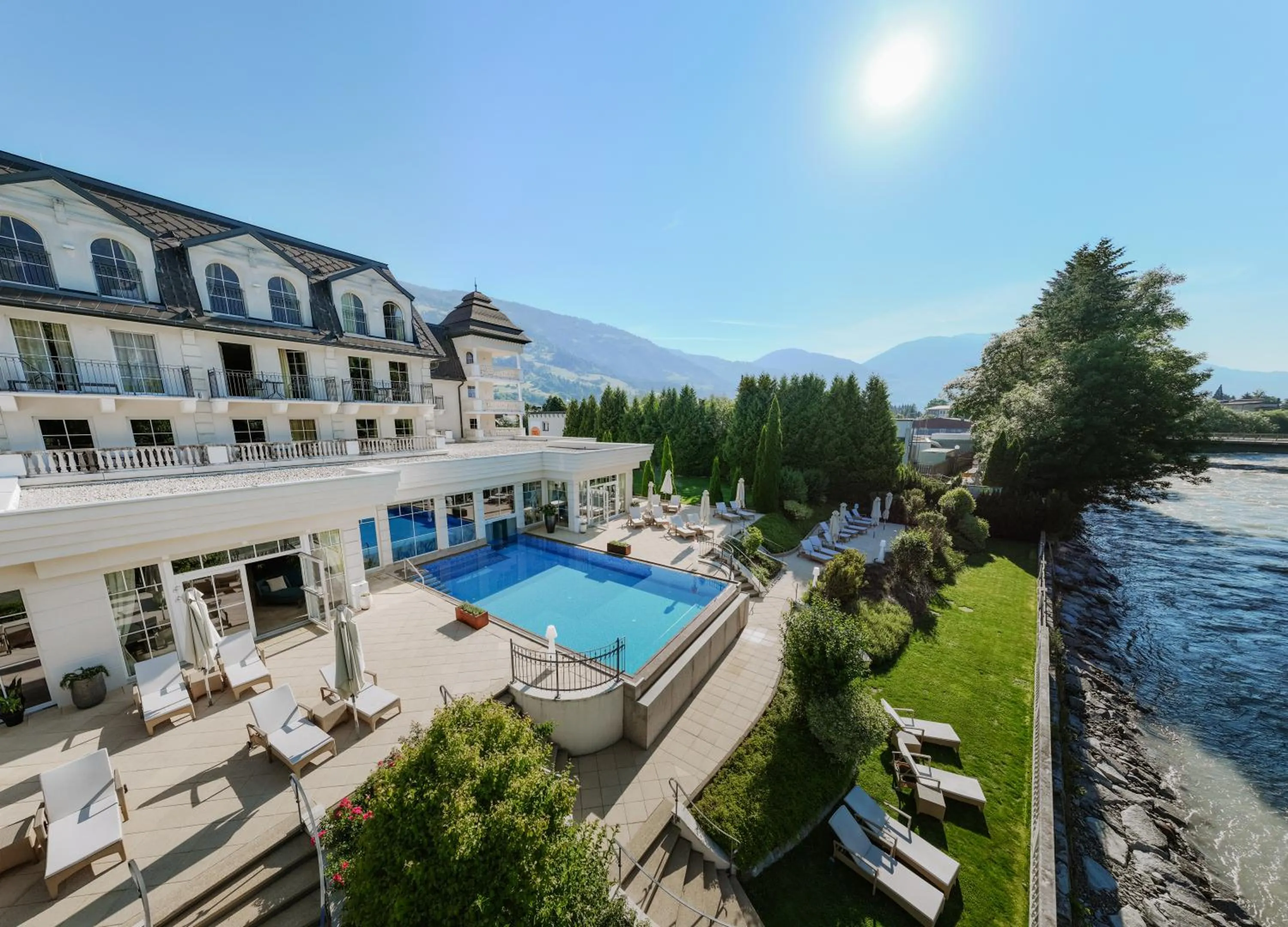 Swimming pool in Grandhotel Lienz Business-Wellness & Gourmet