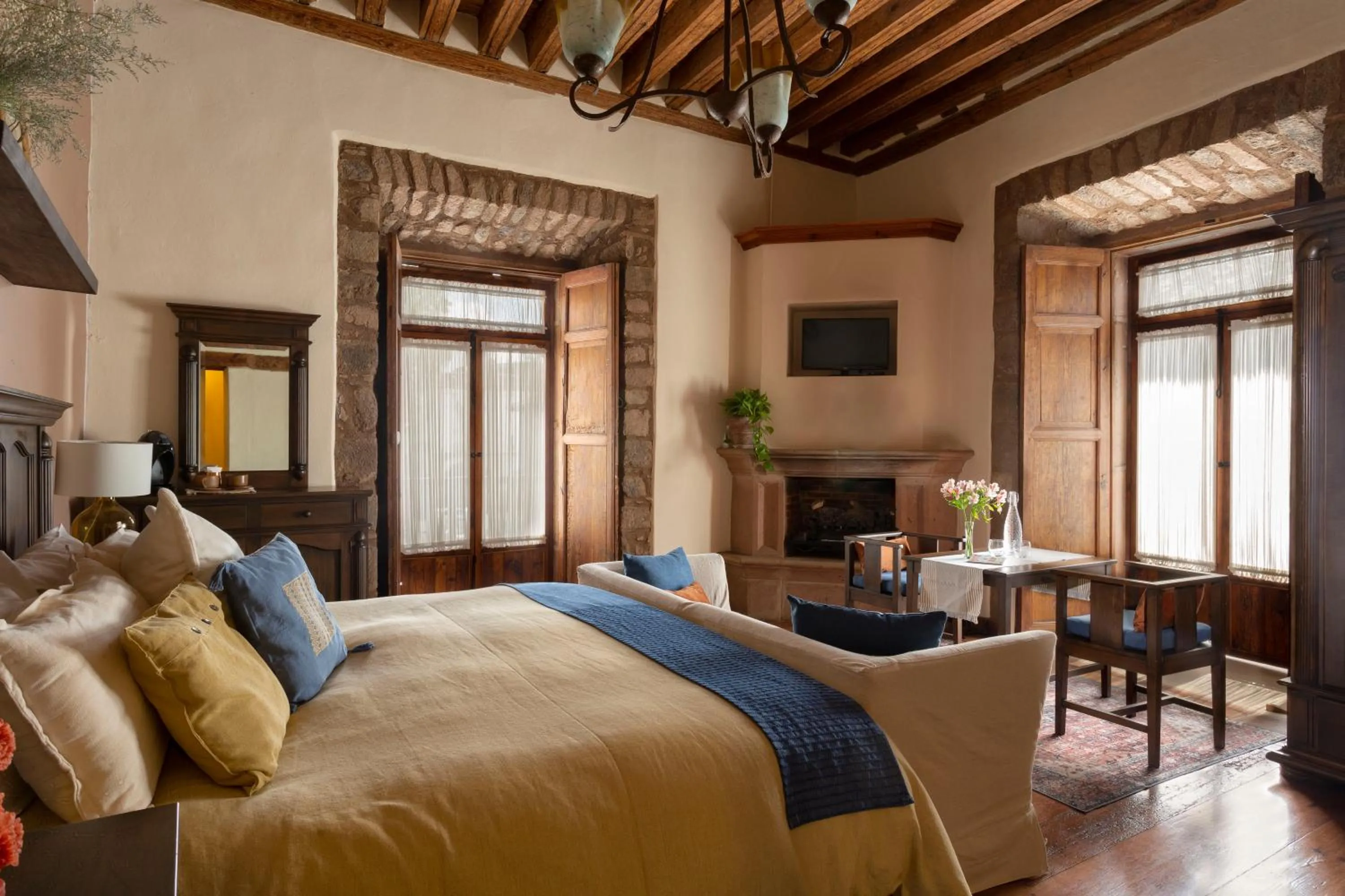Photo of the whole room, Bed in Hotel Casa del Naranjo
