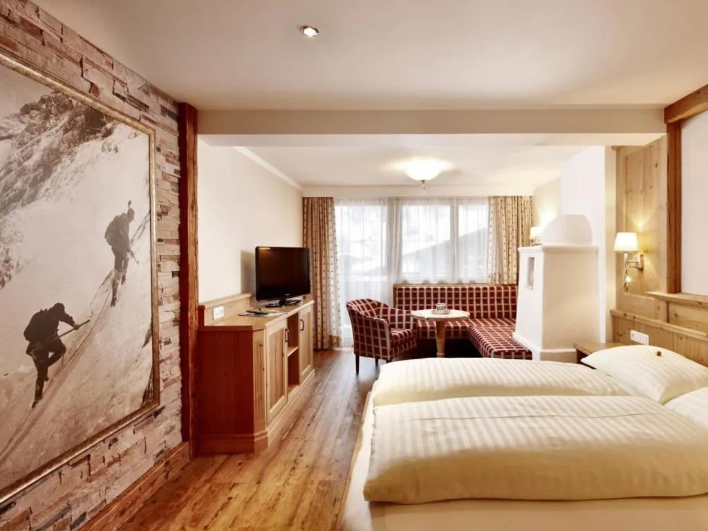 Bed in Smaragdhotel Tauernblick