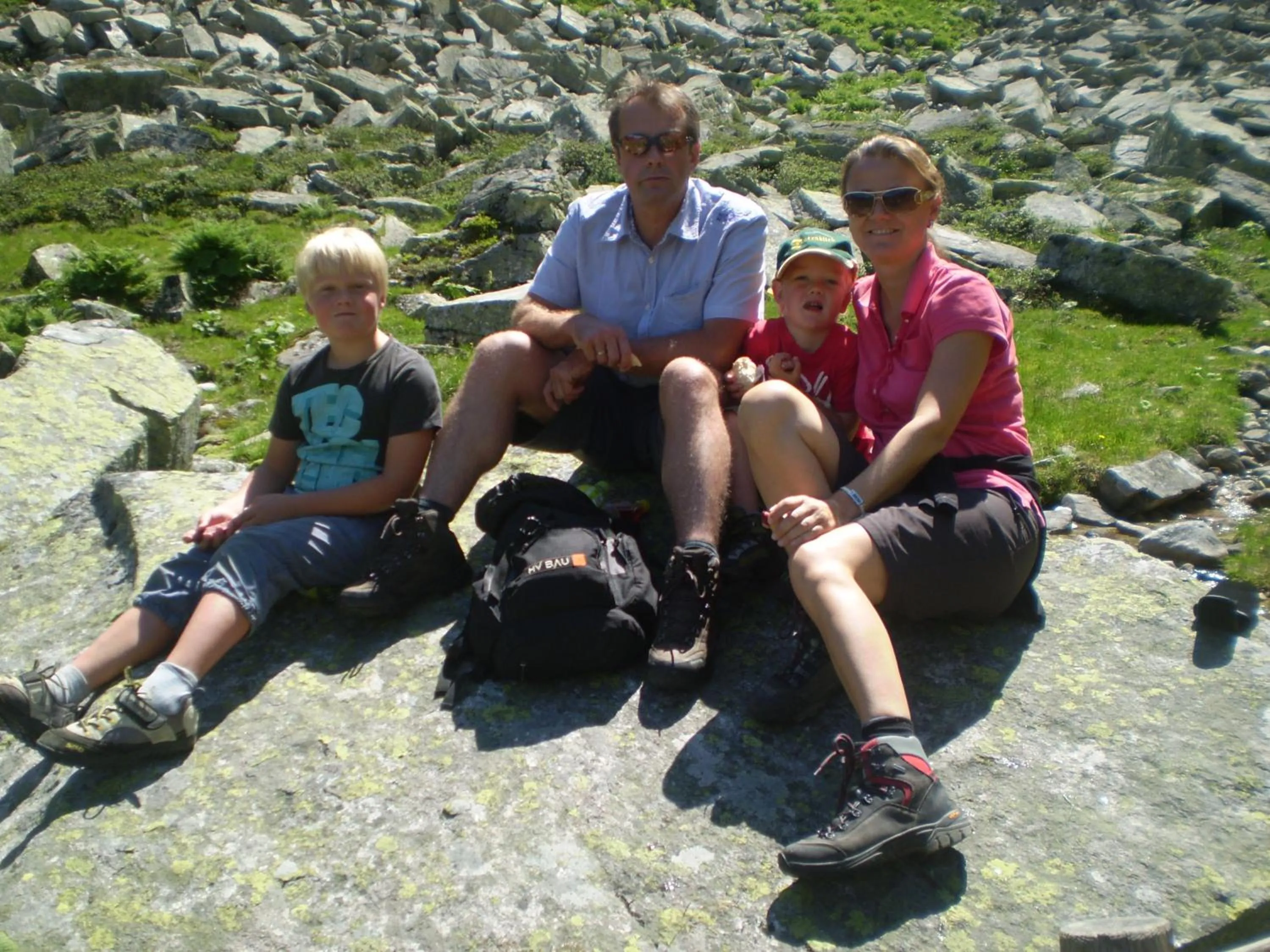 Hiking in Smaragdhotel Tauernblick