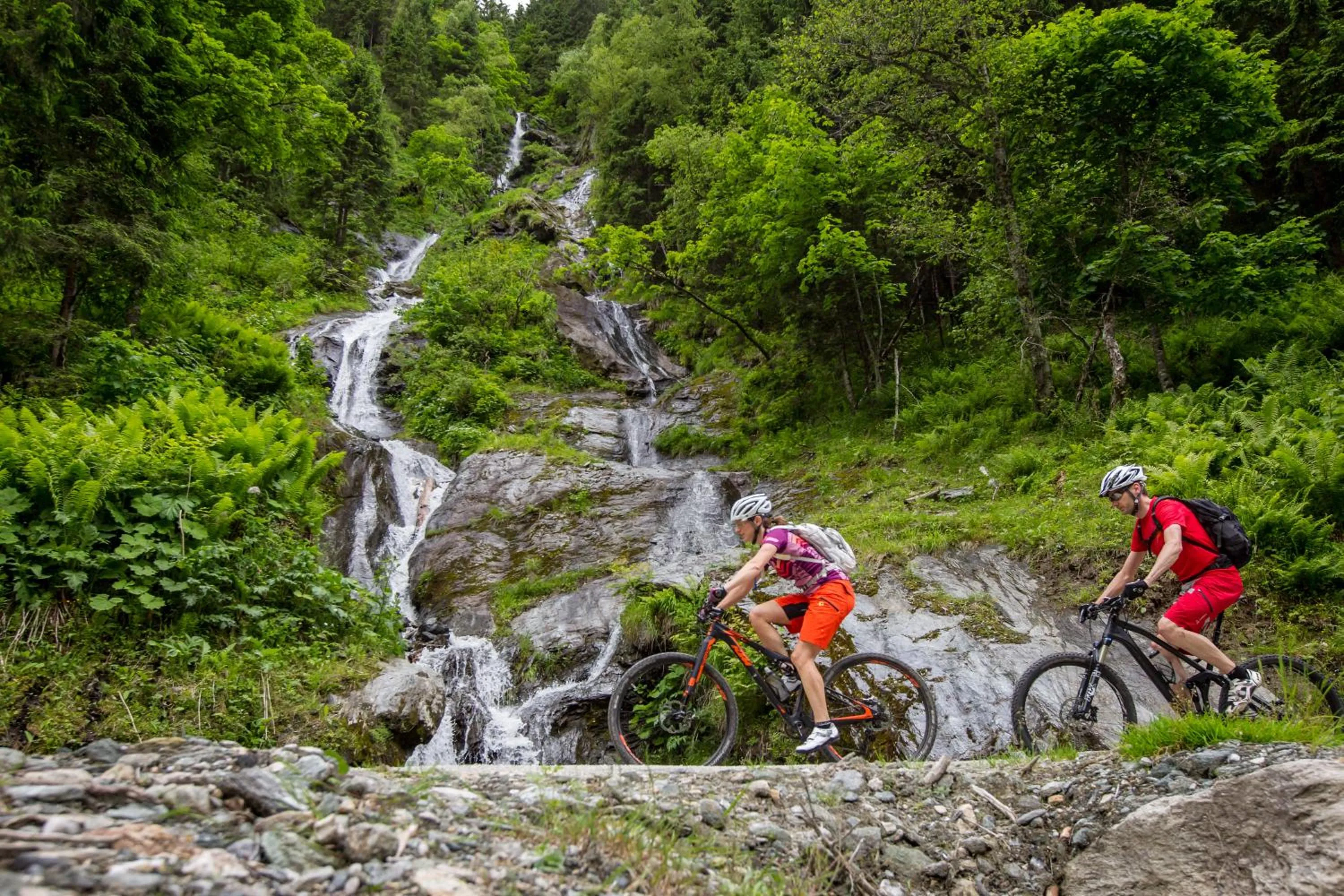 Cycling in Smaragdhotel Tauernblick