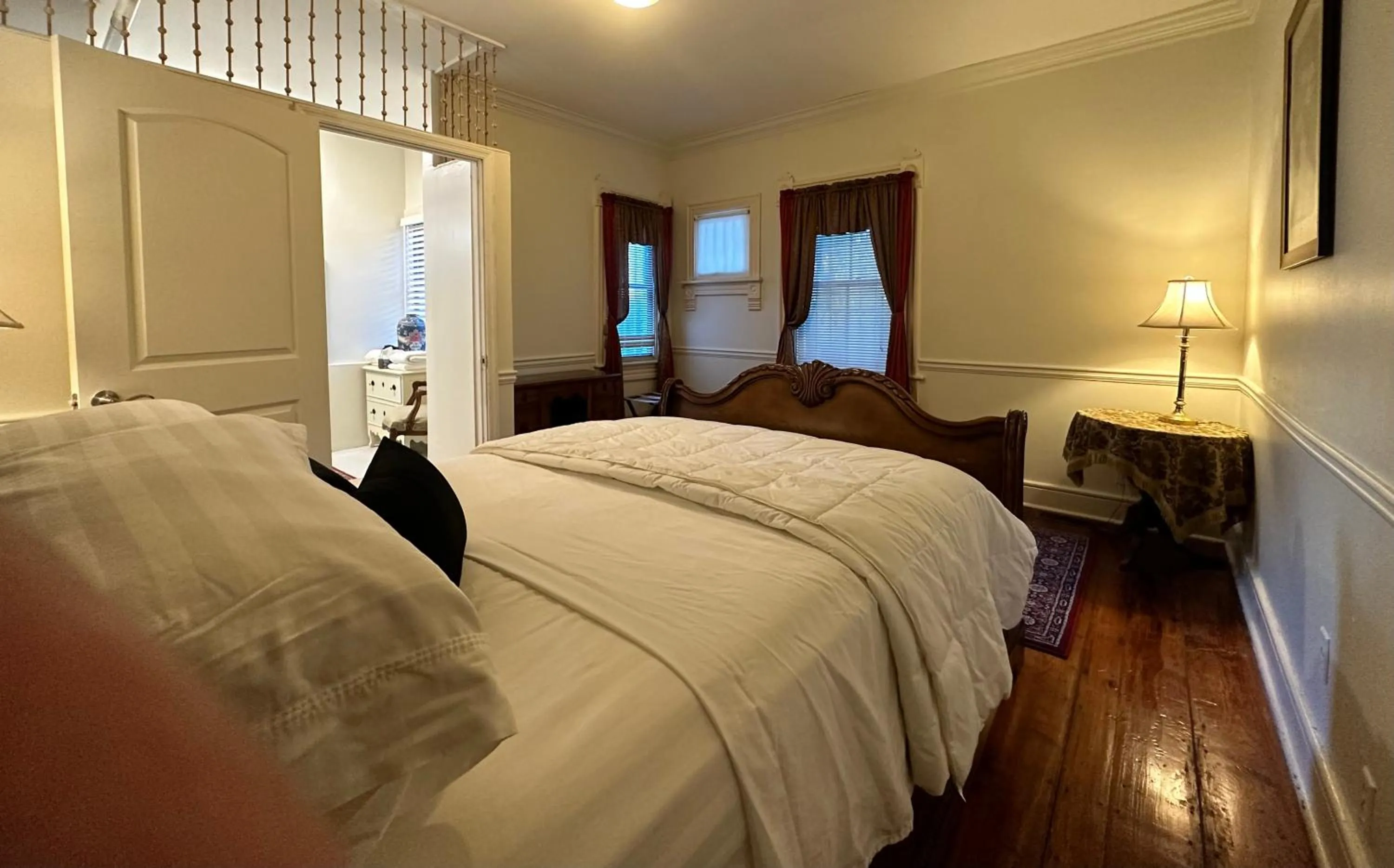 Bed in Amethyst Garden