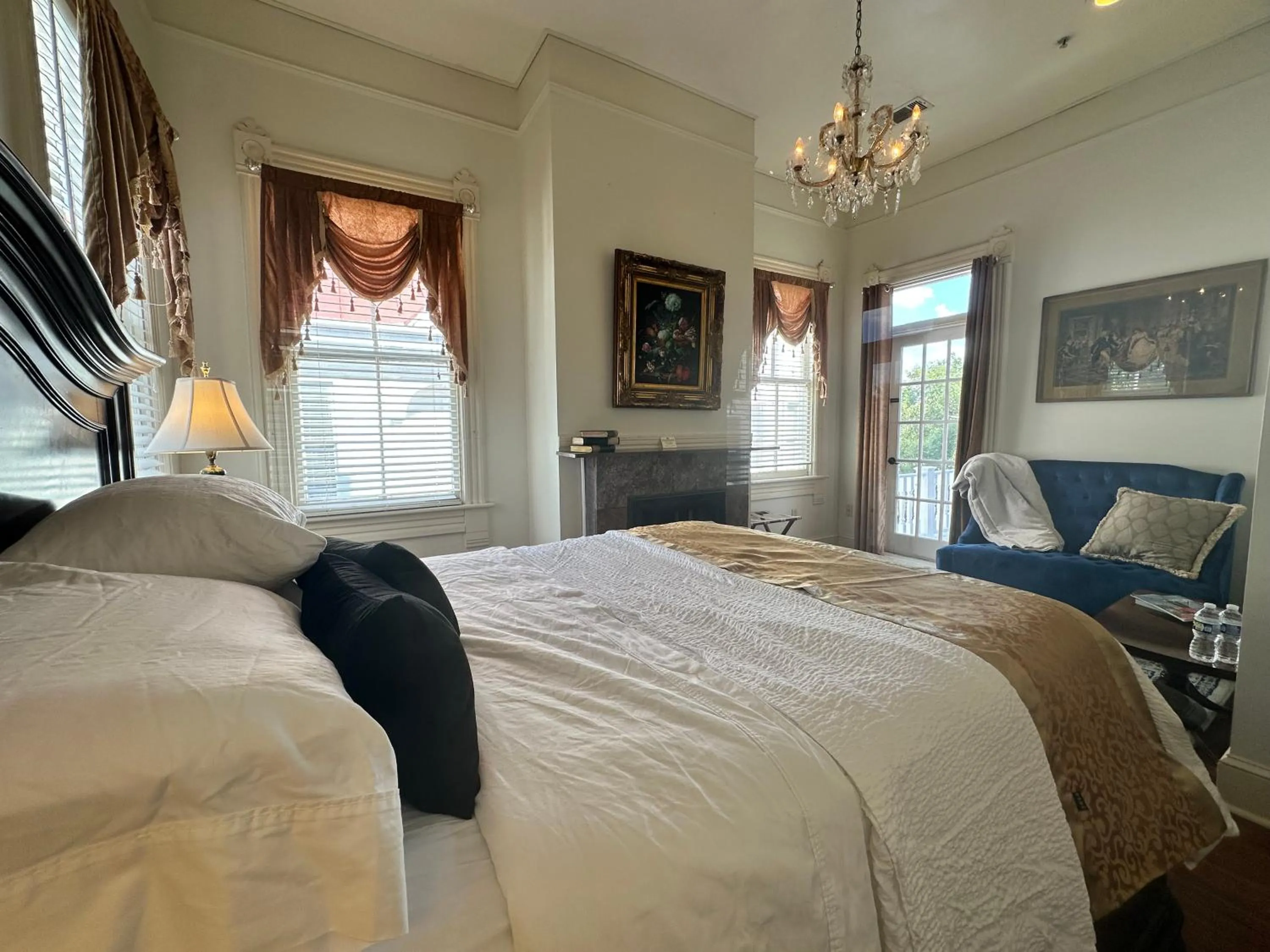 Bed in Amethyst Garden