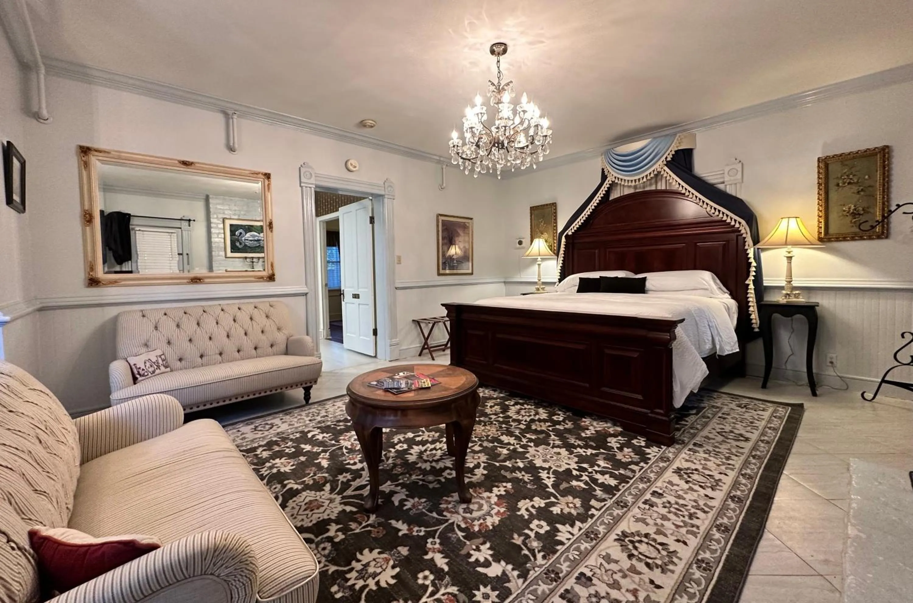 Bed in Amethyst Garden