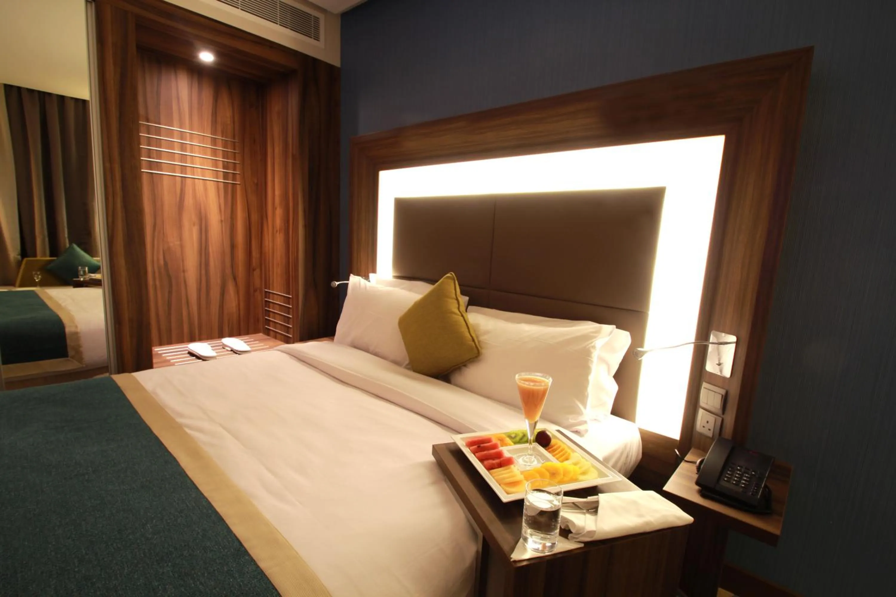 Bed in Novotel Yanbu Albahr