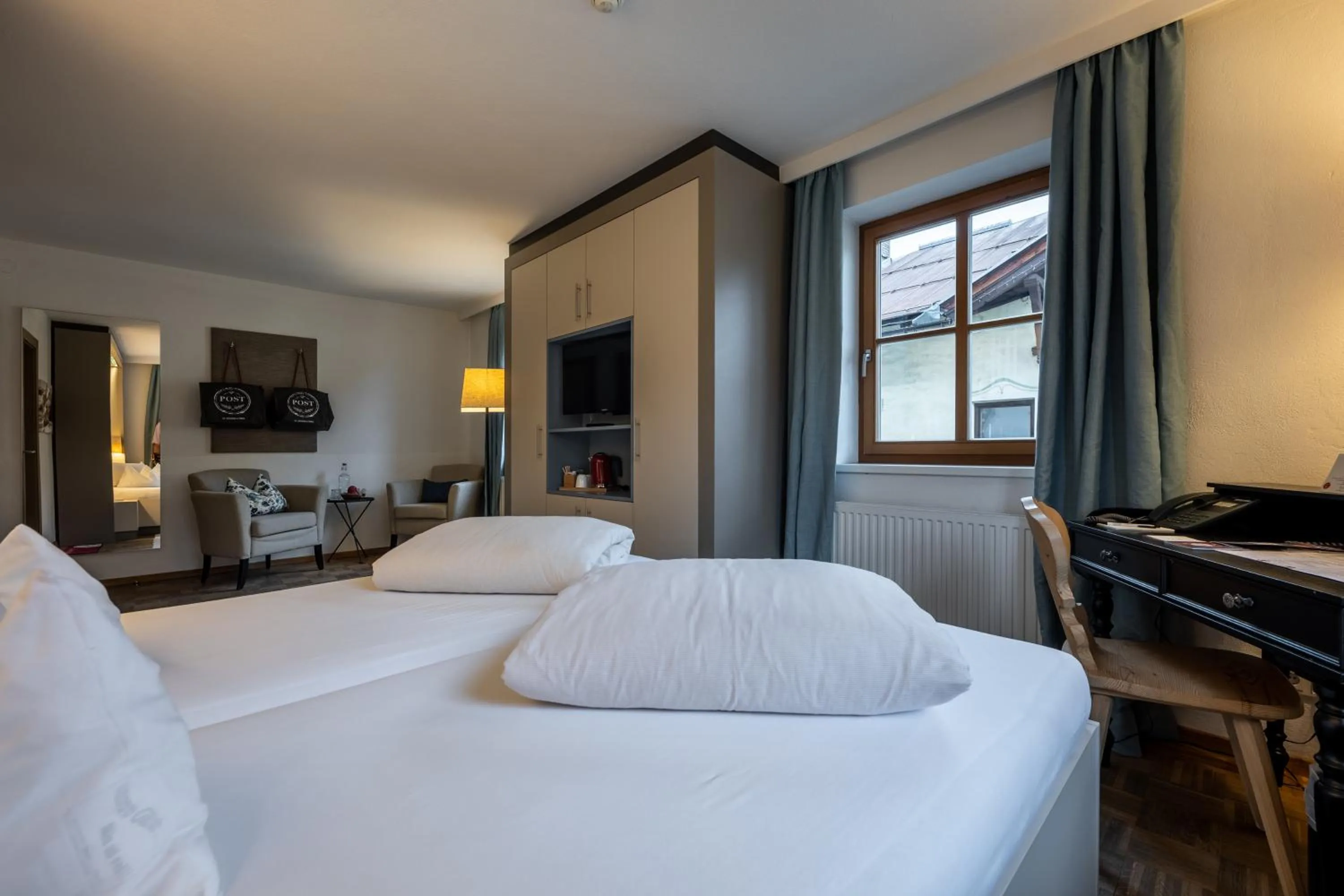 Photo of the whole room, Bed in Hotel Wirtshaus Post