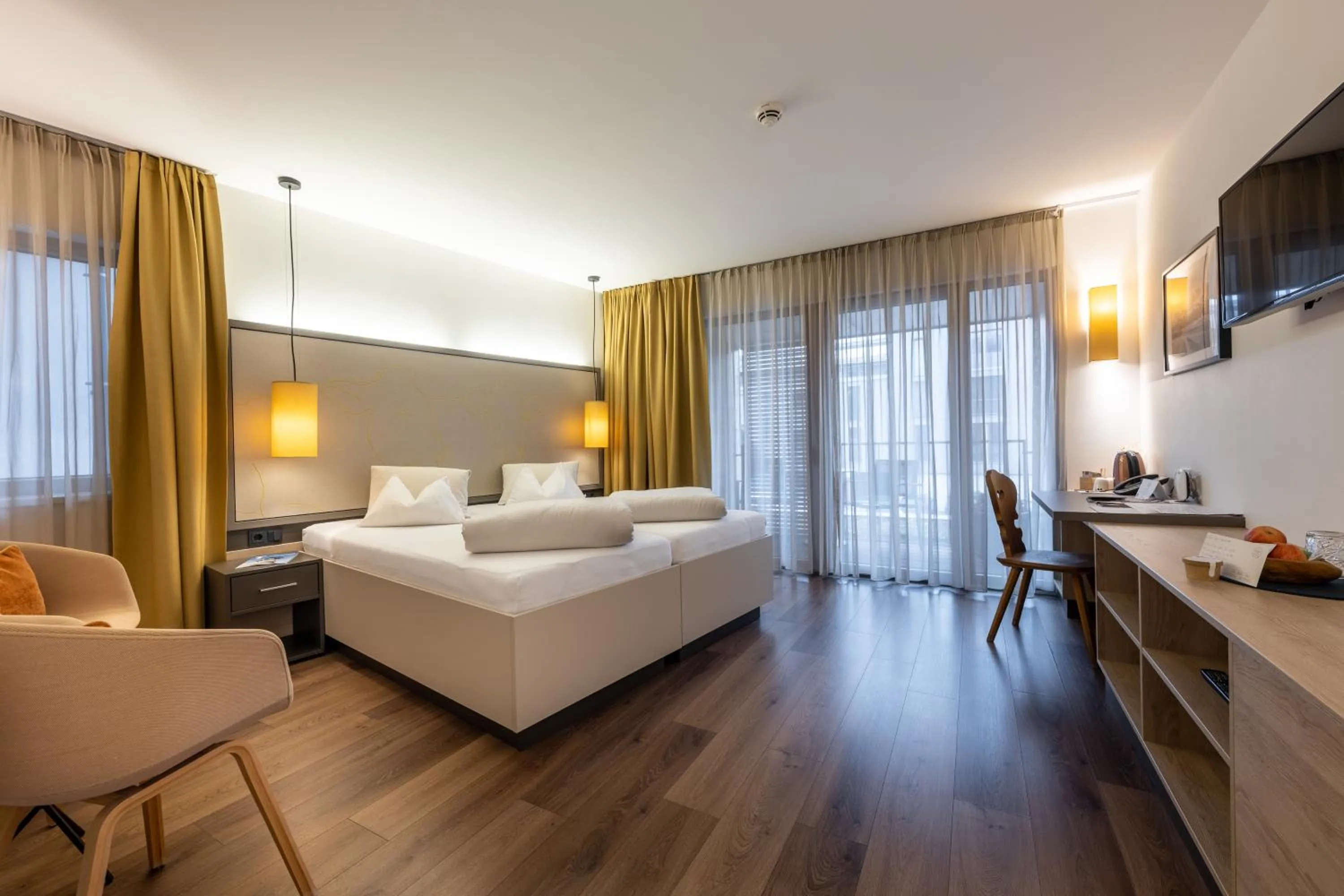 Bedroom, Bed in Hotel Wirtshaus Post