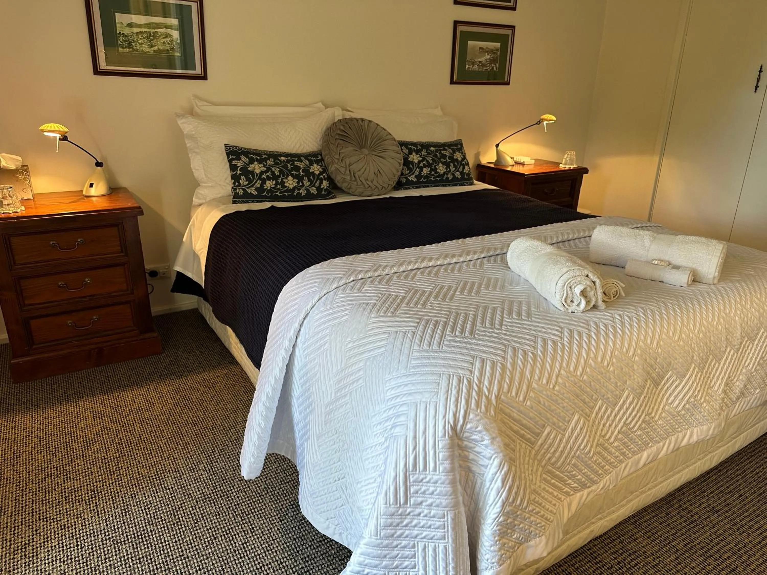 Bedroom, Bed in Palm Beach Bed & Breakfast