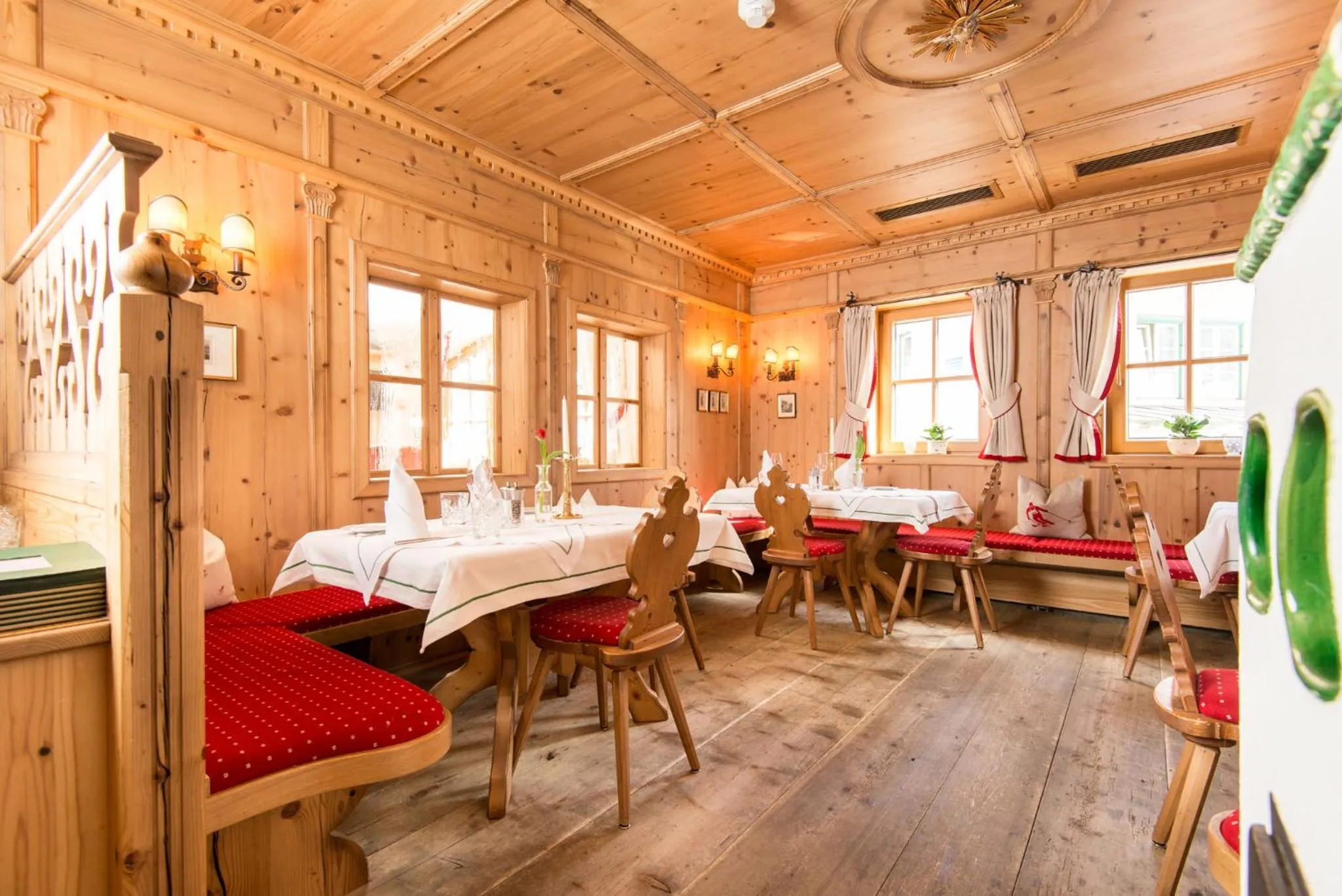 Restaurant/places to eat in Landhotel Römerhof