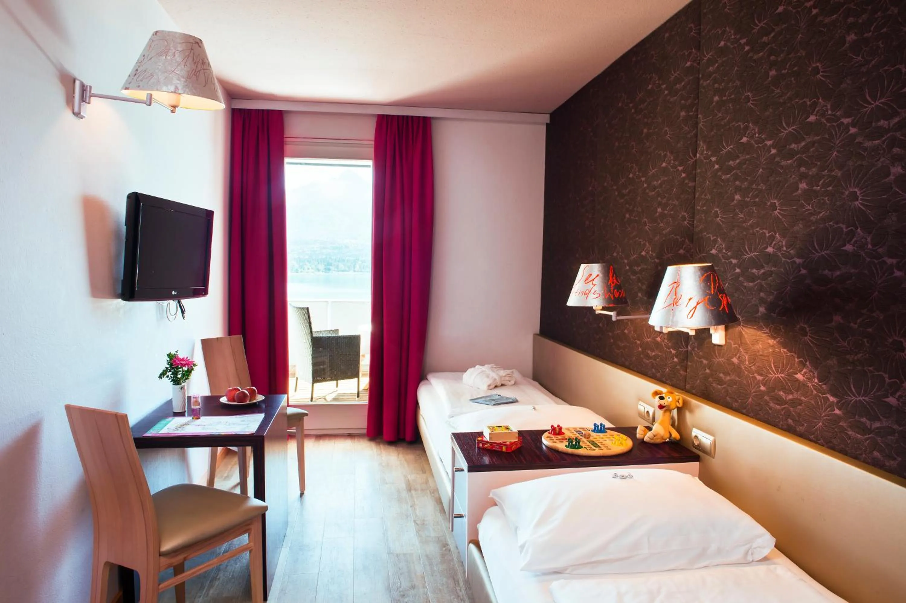 Photo of the whole room, Bed in Hotel Karnerhof