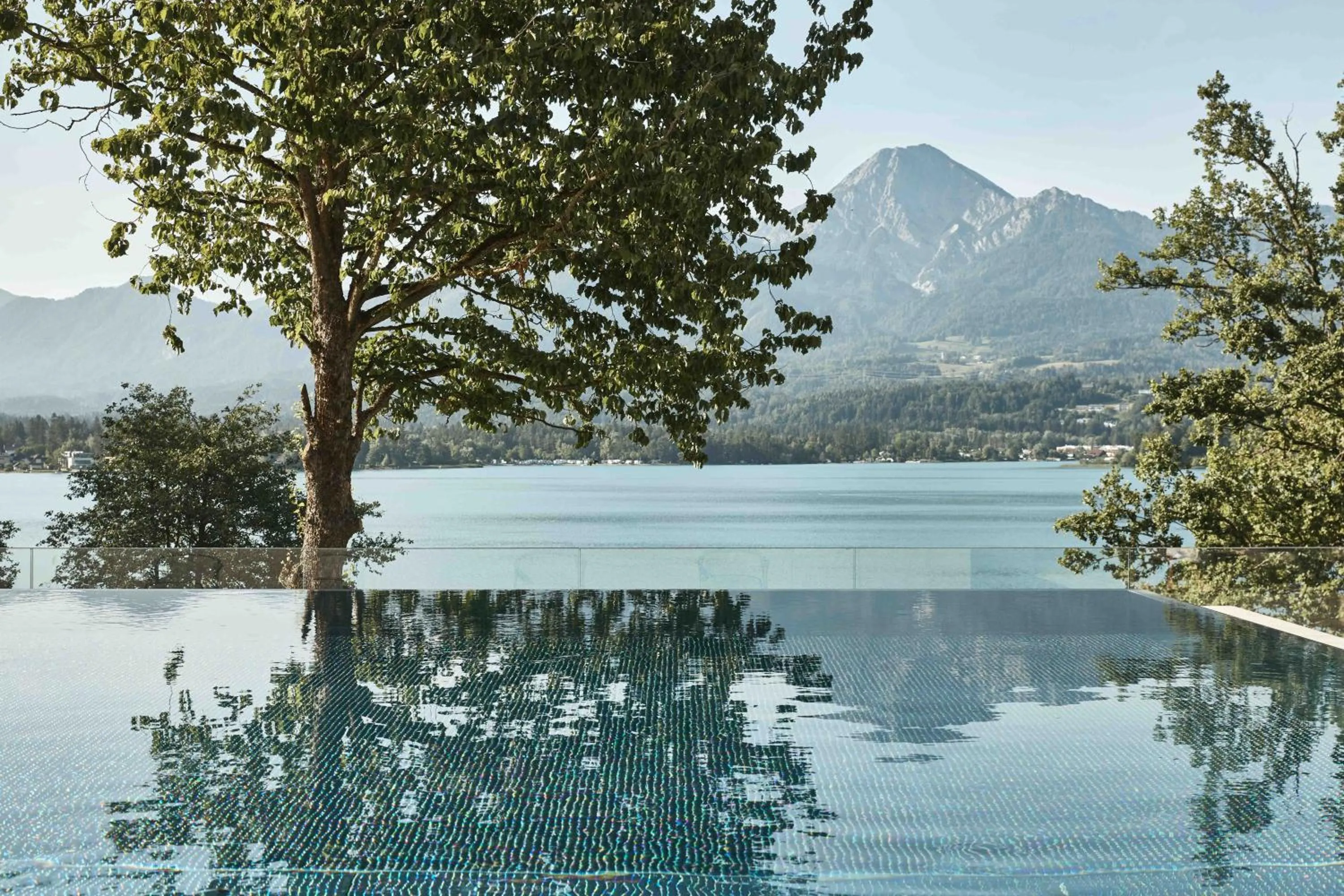 Lake view in Hotel Karnerhof