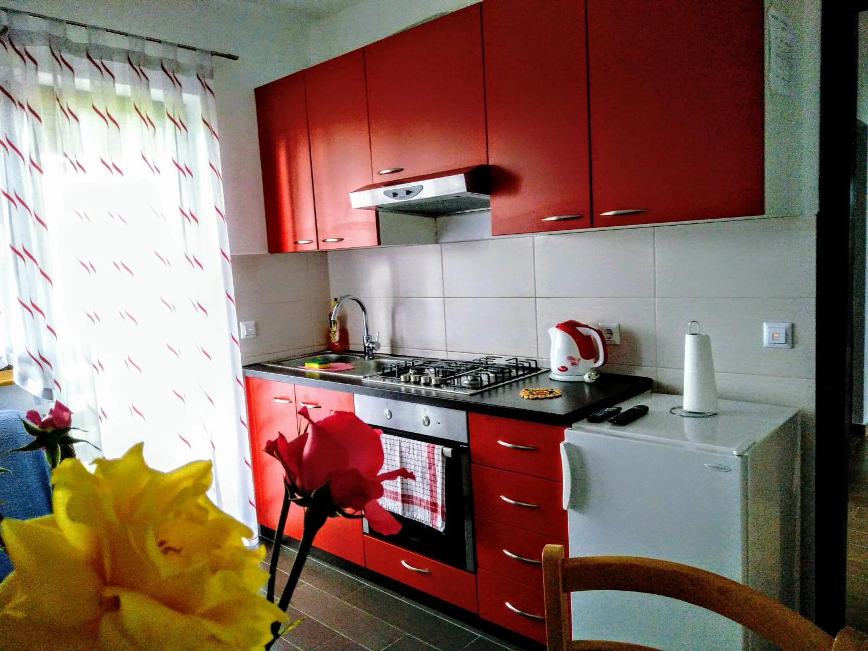 Coffee/tea facilities in House Naomi