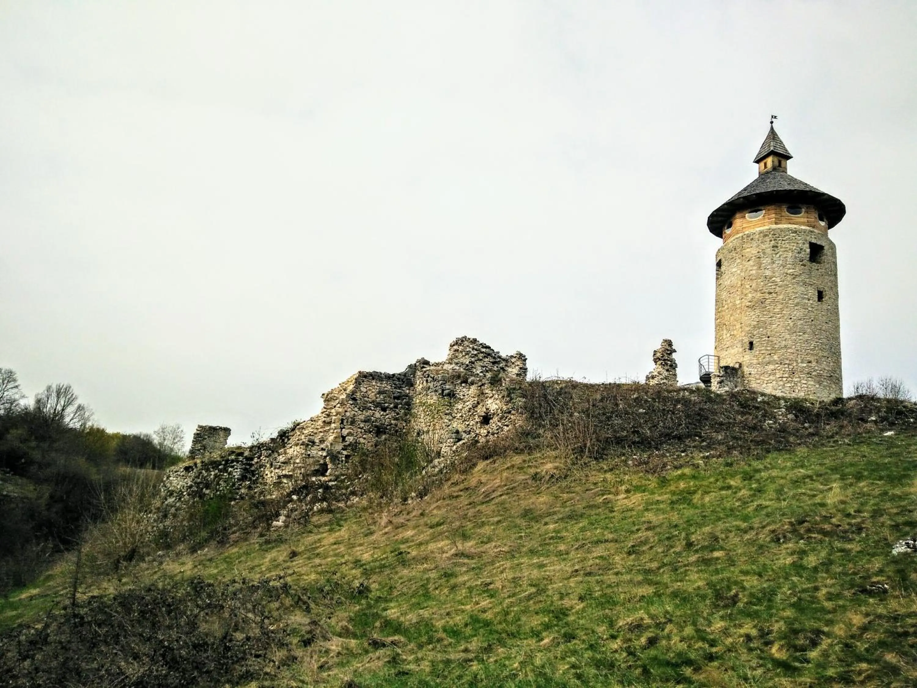 Nearby landmark in House Naomi