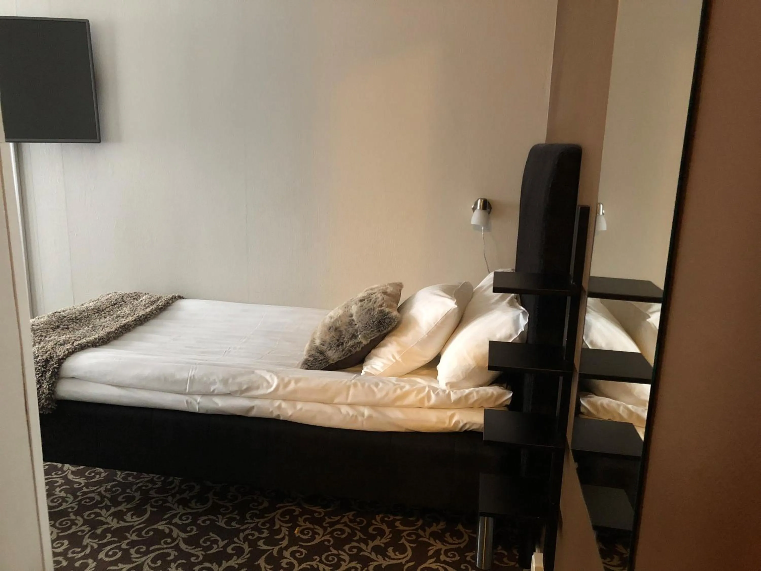 Bedroom, Bed in Sure Hotel by Best Western Algen