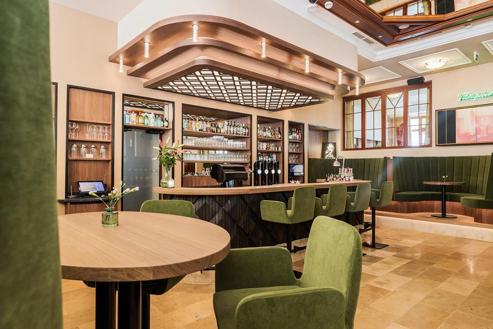 Lounge or bar in Hotel Guggenberger