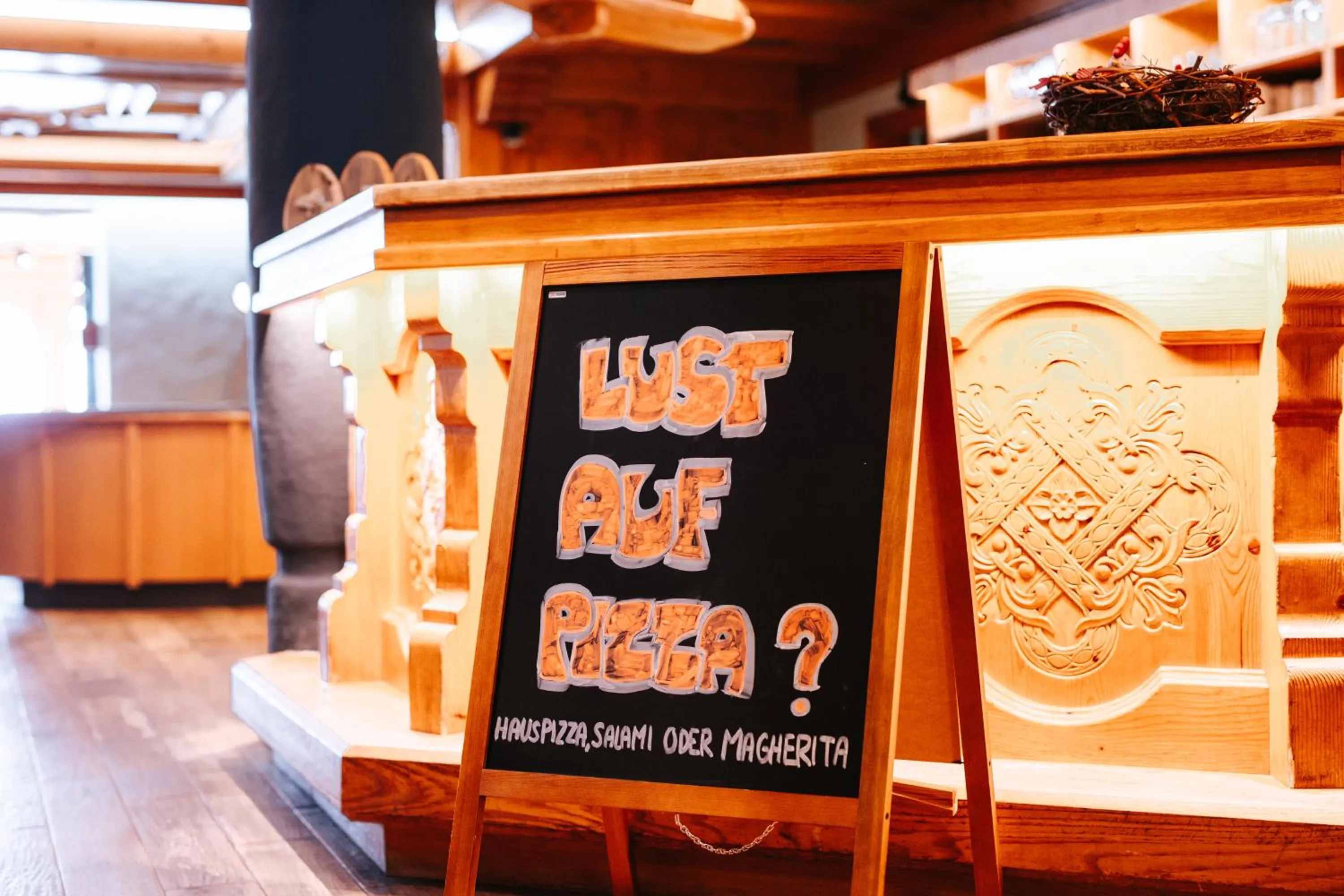 Restaurant/places to eat in Wellness Aparthotel "Lechlife" incl Pool - 400m zum LIFT