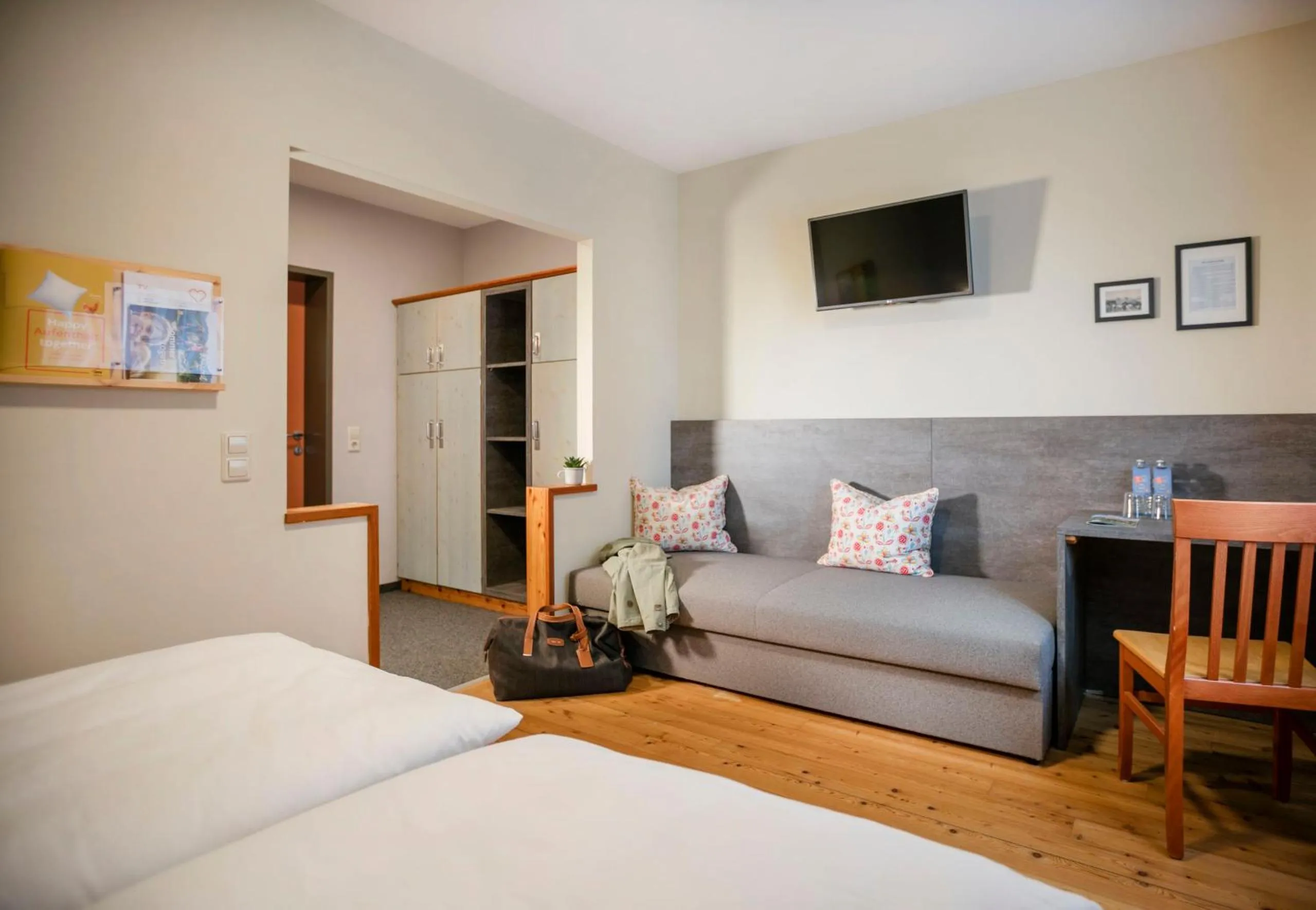 TV and multimedia, Bed in JUFA Hotel Eisenerzer Ramsau