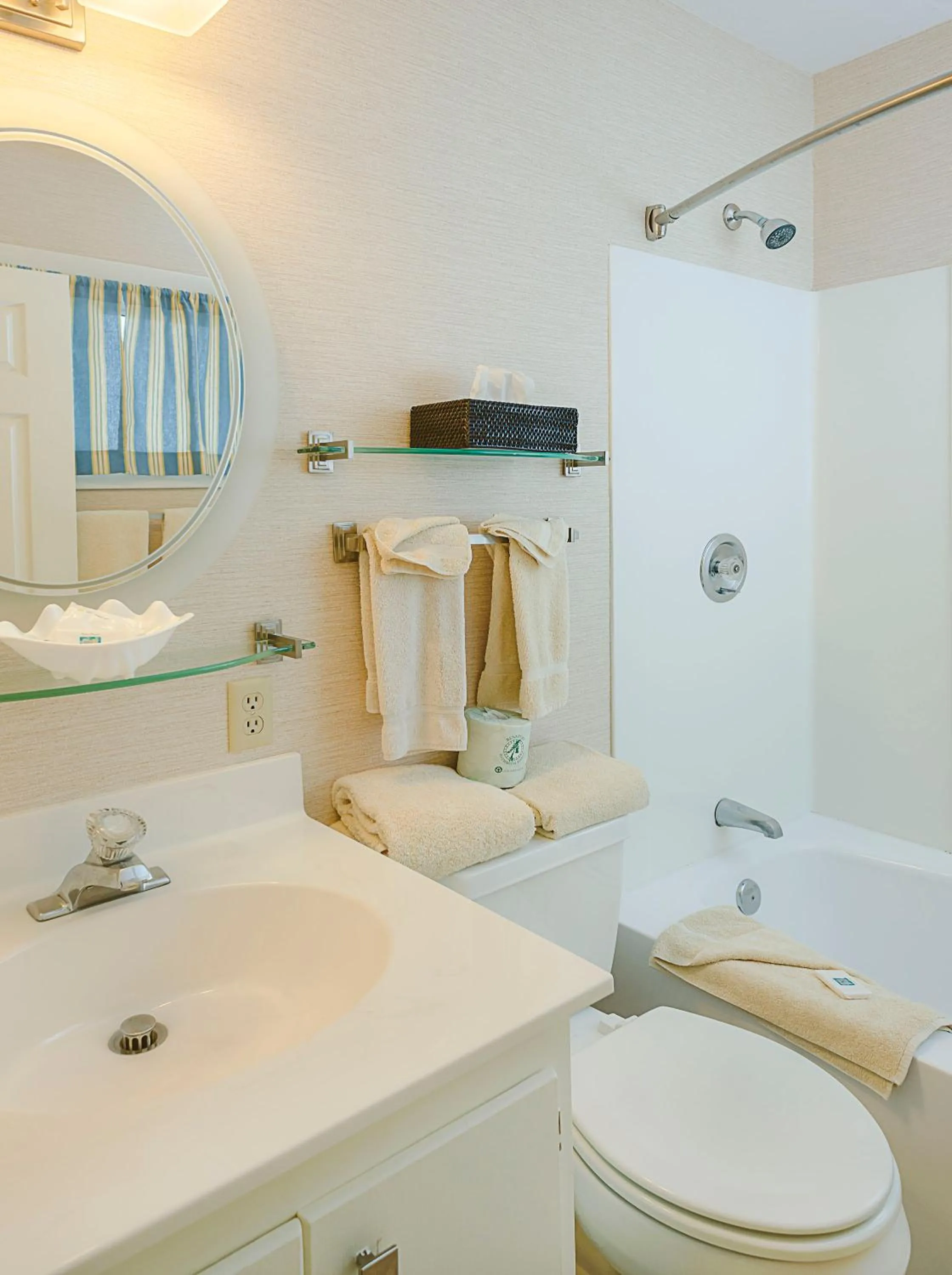 Shower in Surfcomber On The Ocean