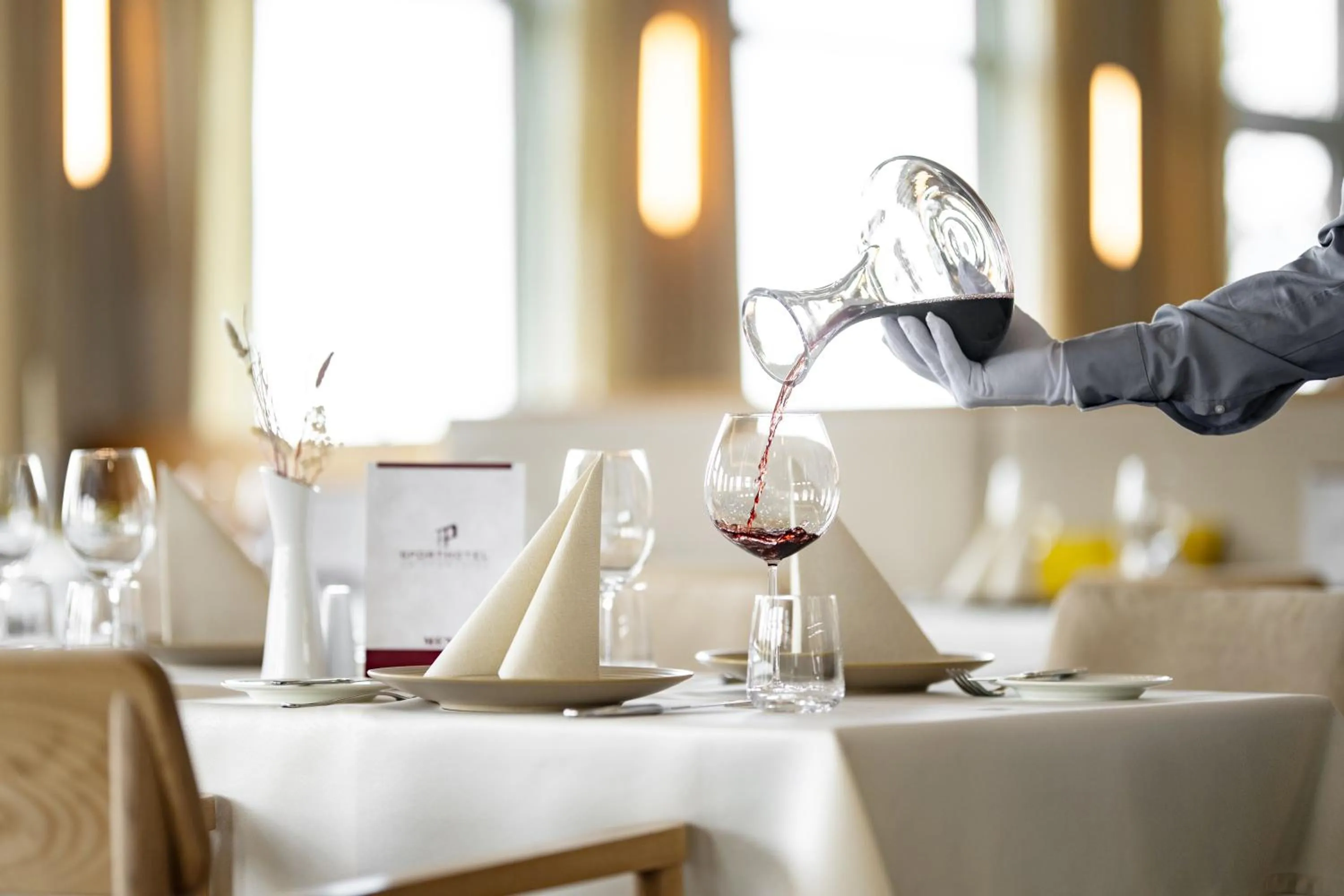 Restaurant/places to eat in Sporthotel am Semmering