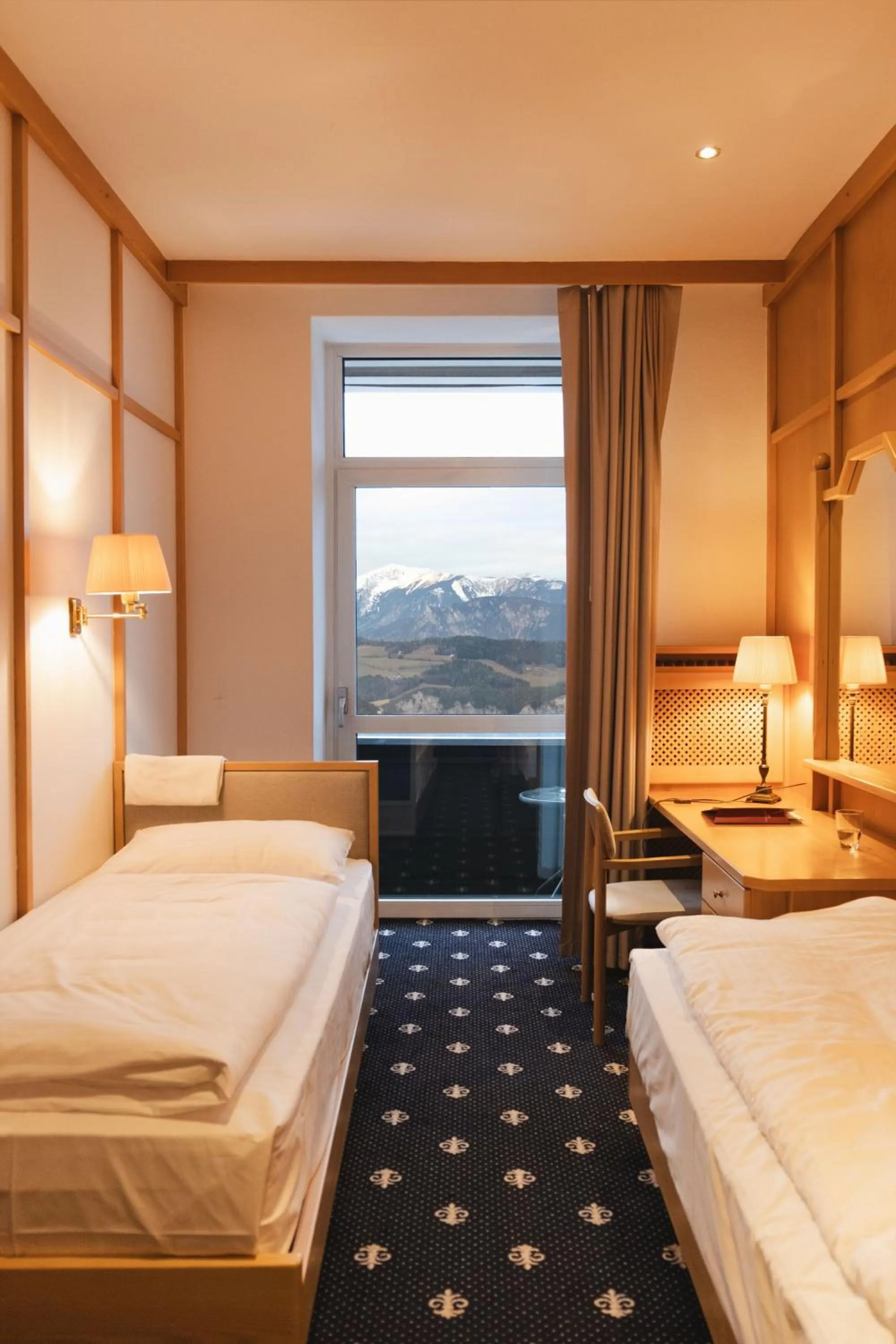 View (from property/room), Bed in Sporthotel am Semmering