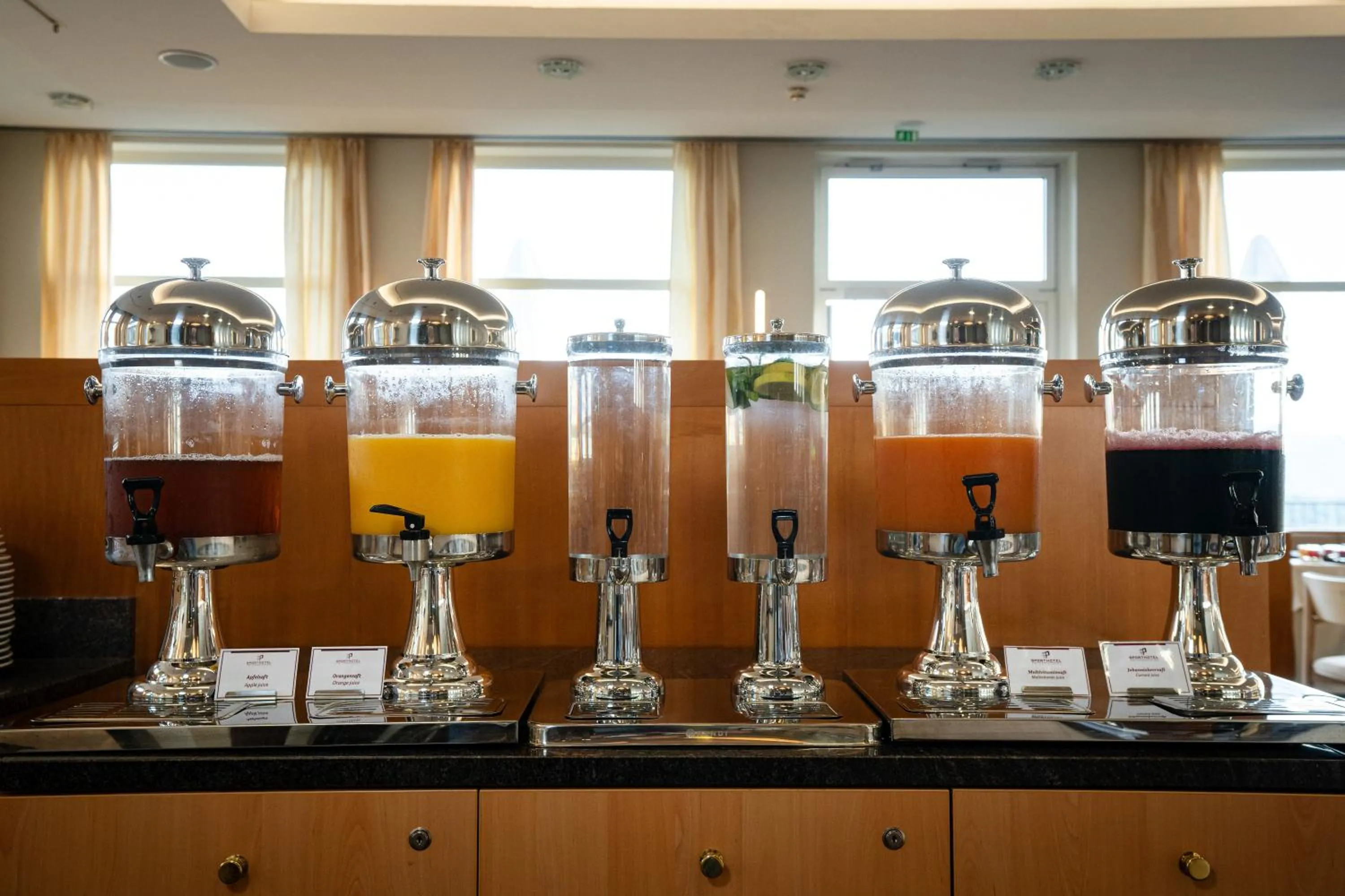 Restaurant/places to eat in Sporthotel am Semmering