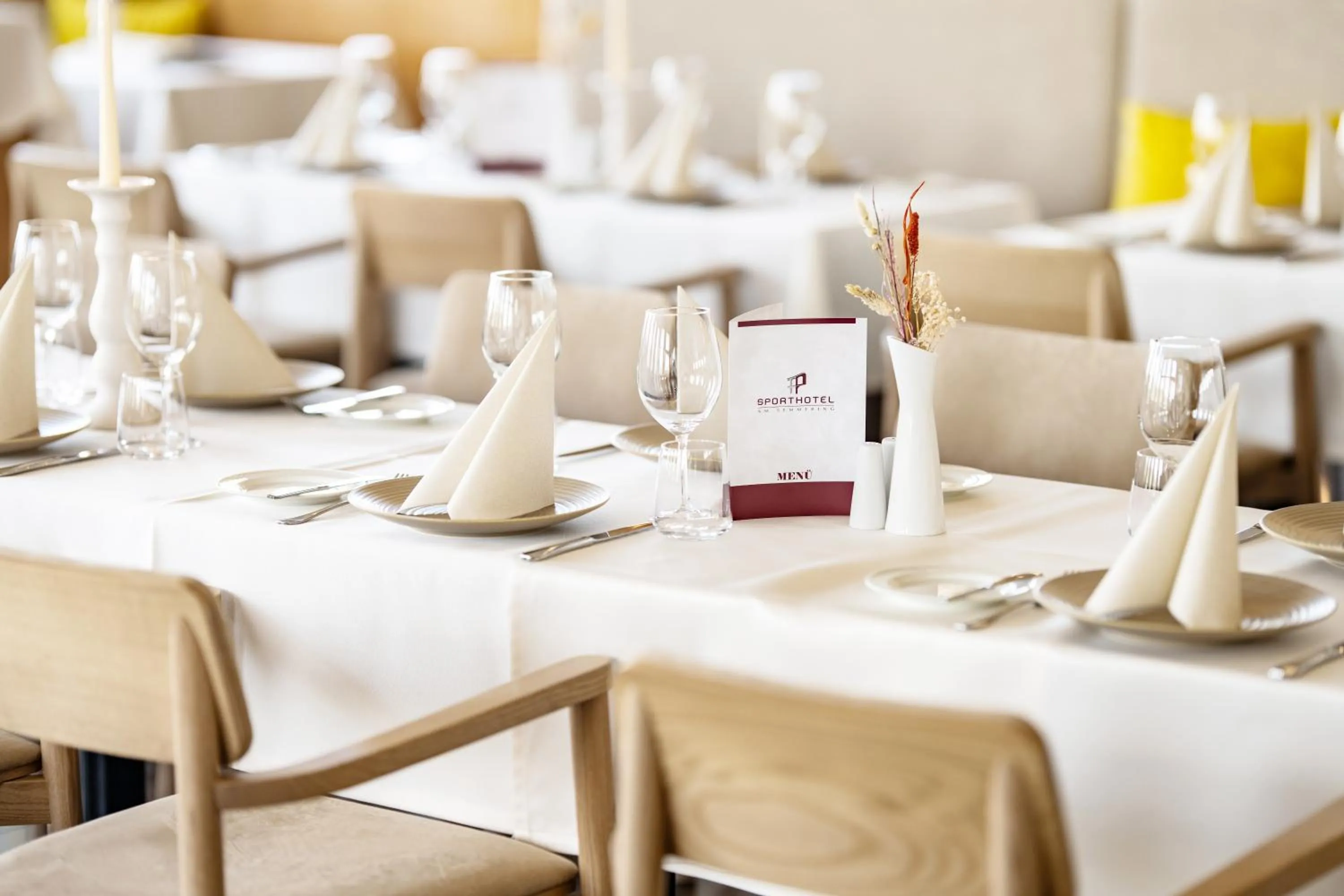 Restaurant/places to eat in Sporthotel am Semmering